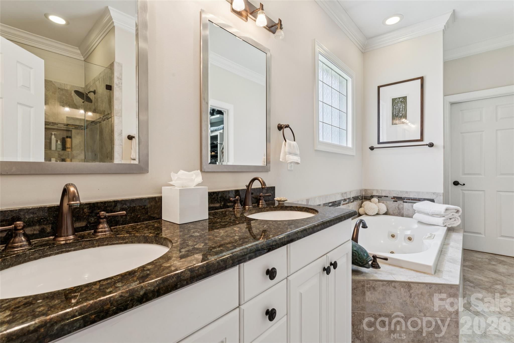 6784 Lynrose Court — Charlotte