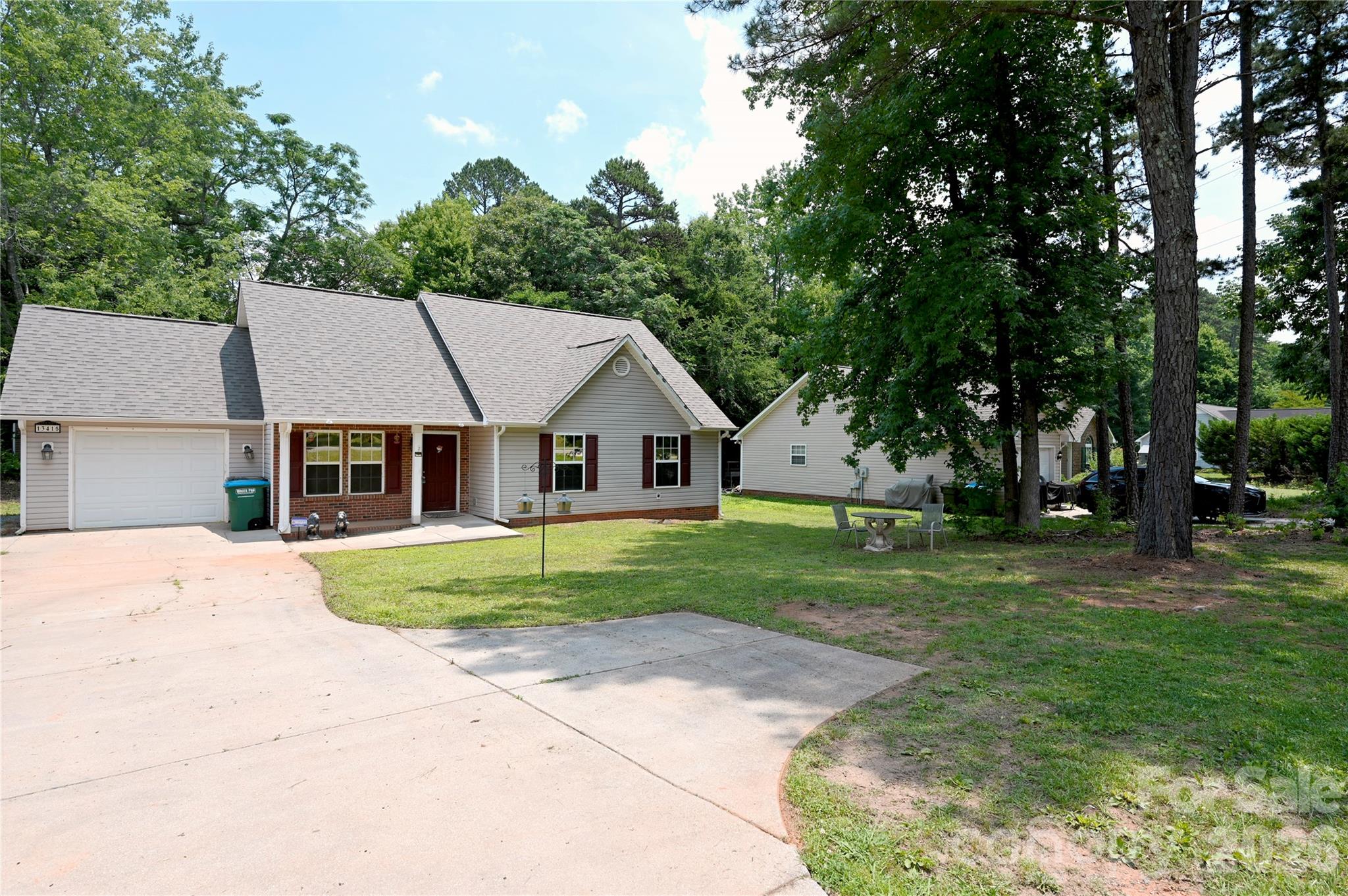 13415 Phillips Road — Matthews