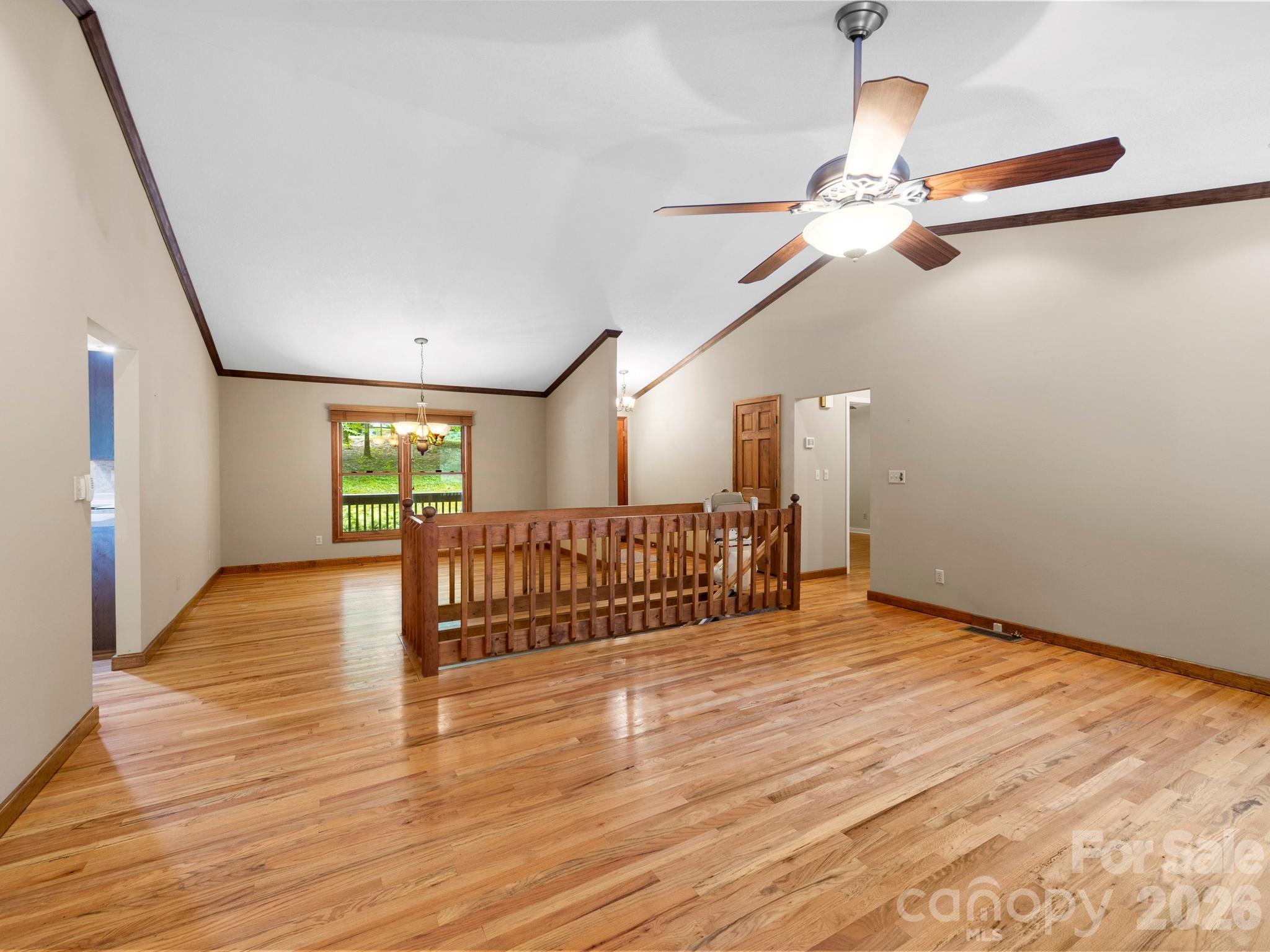 11 Robin Lane — Weaverville