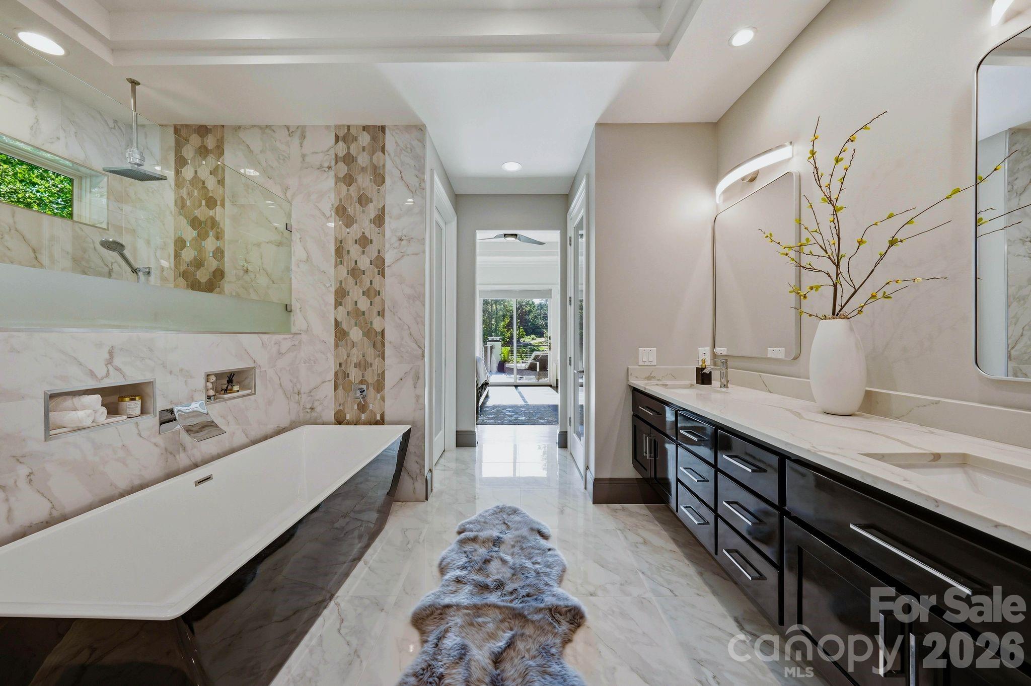 106 Norcross Lane — Mooresville