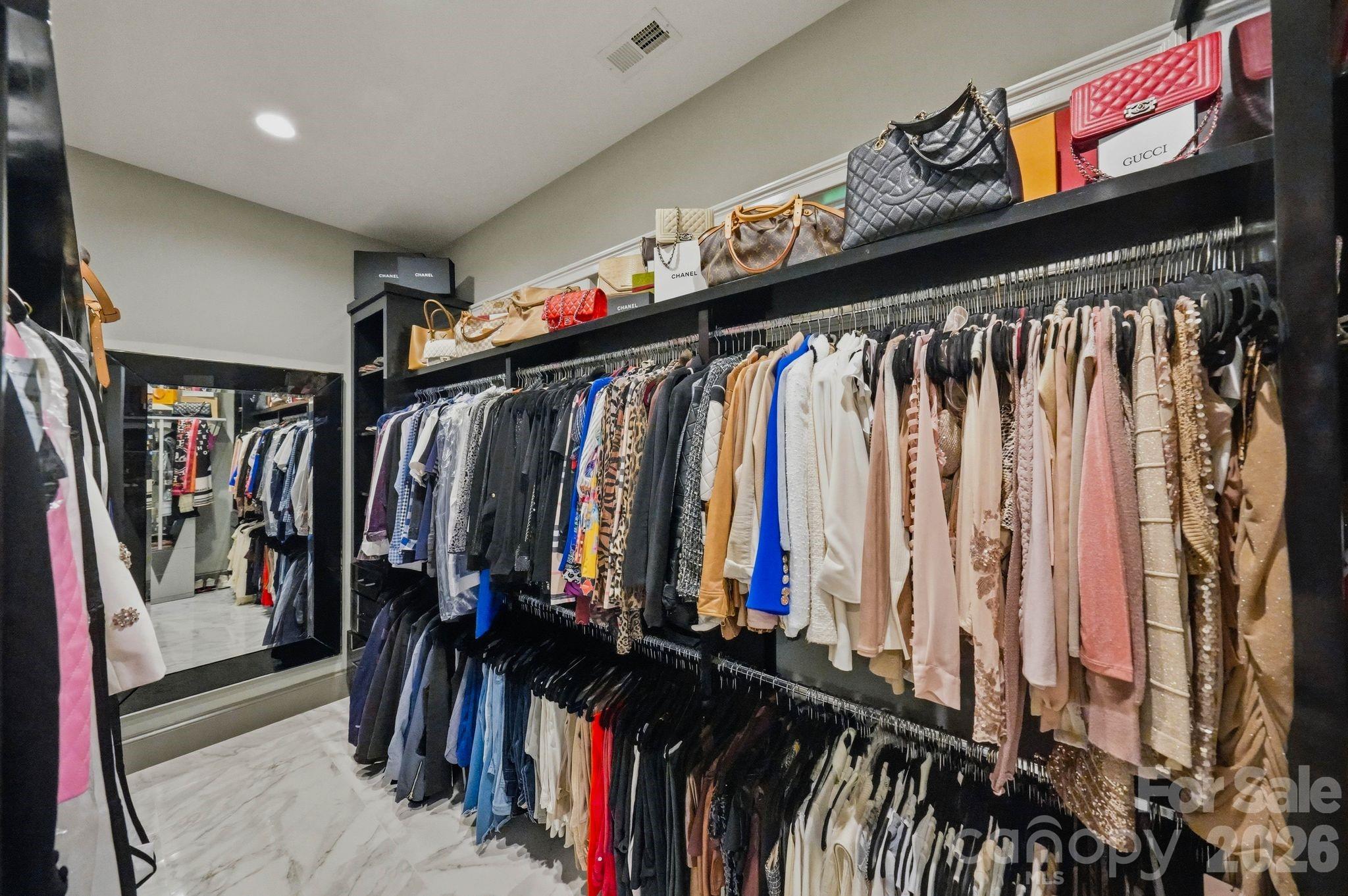 106 Norcross Lane — Mooresville