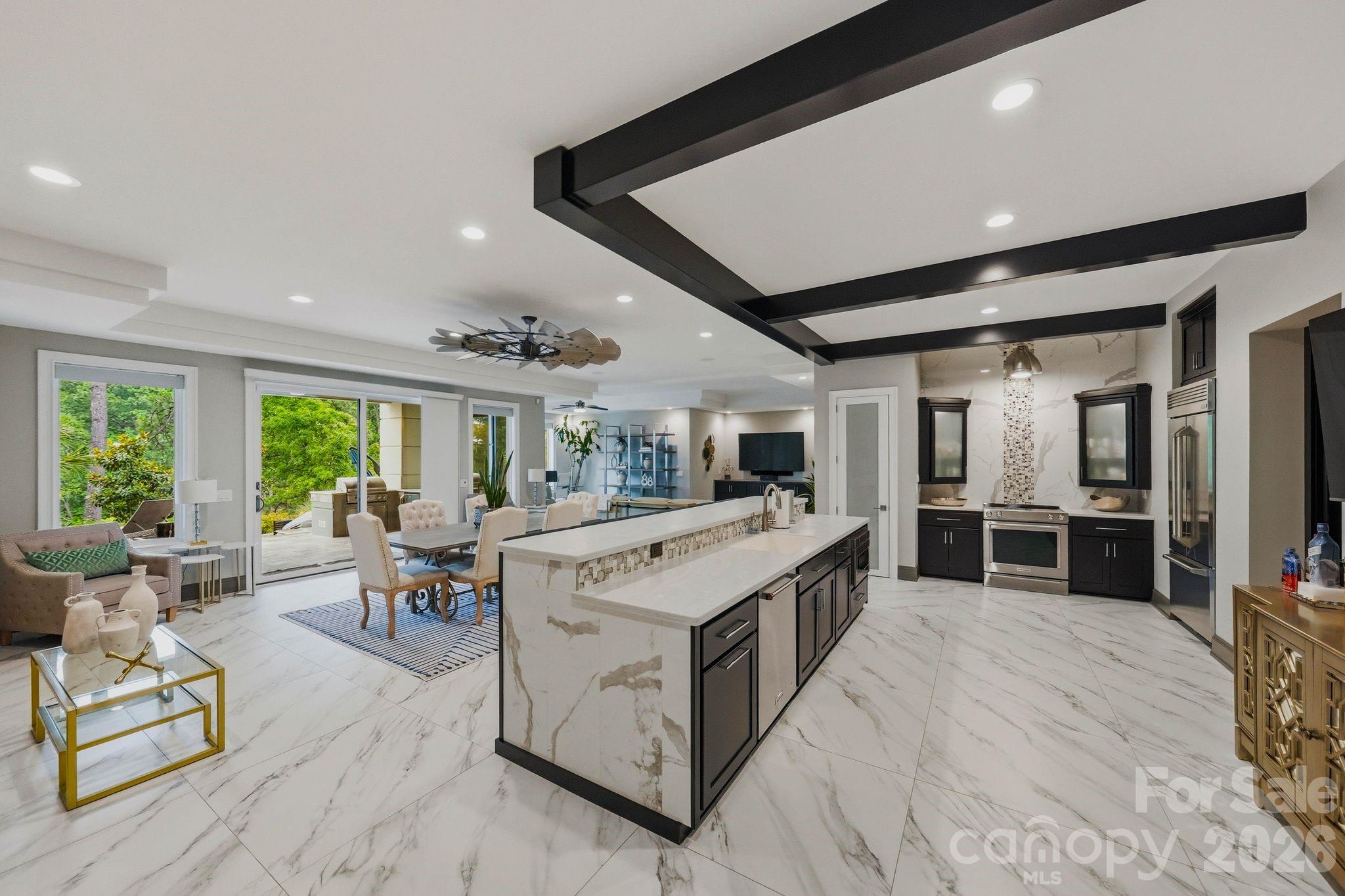 106 Norcross Lane — Mooresville