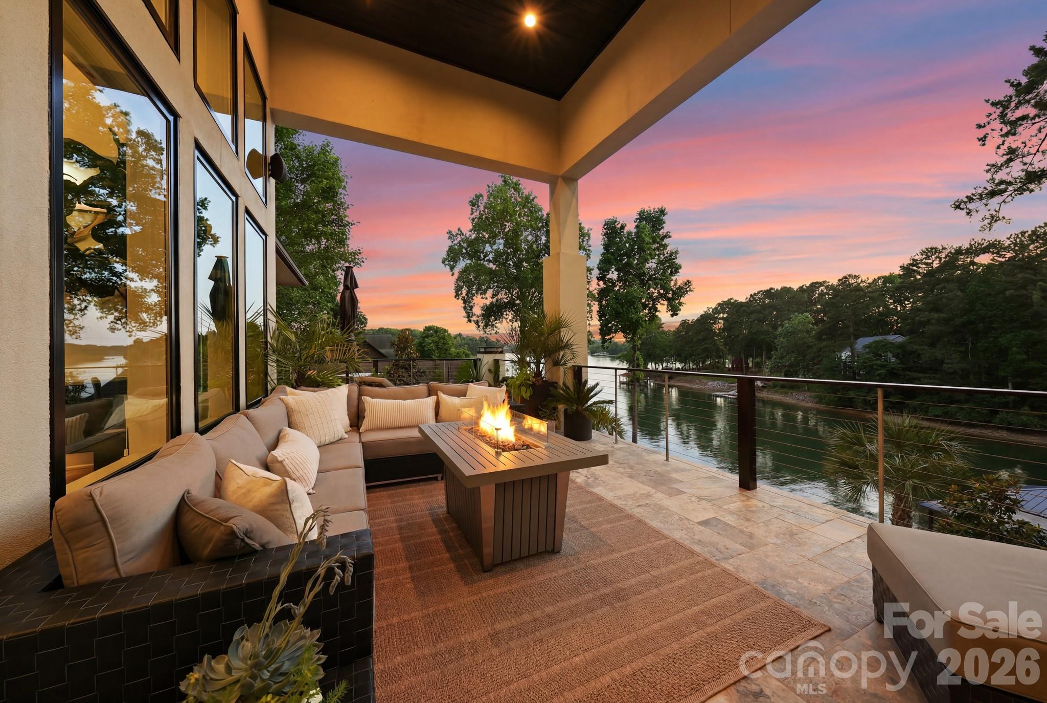 106 Norcross Lane — Mooresville