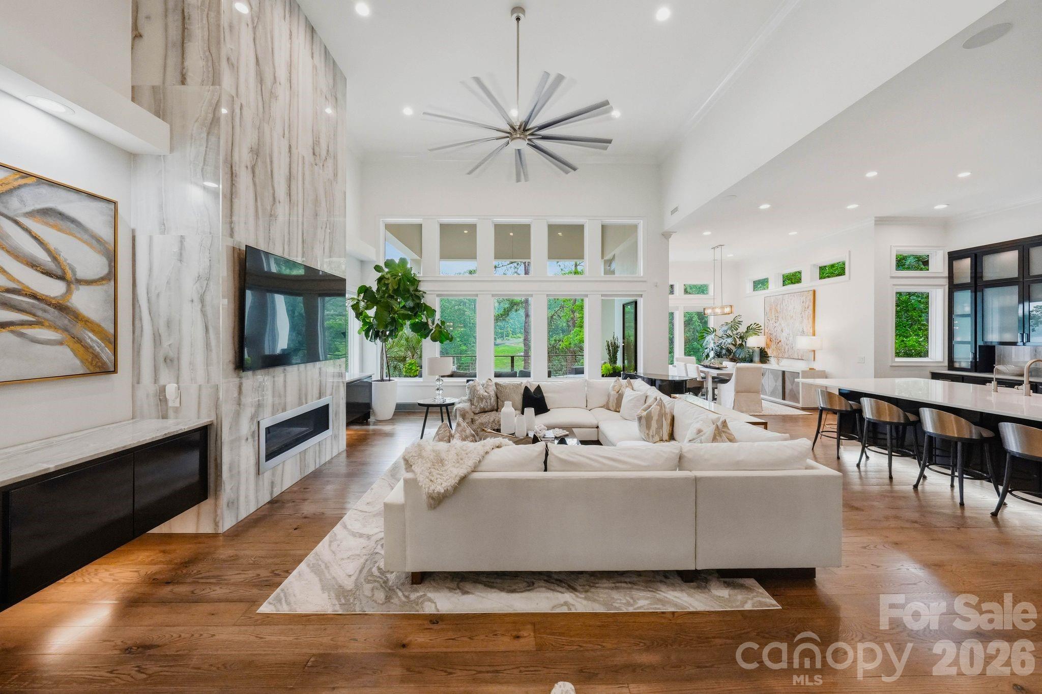 106 Norcross Lane — Mooresville