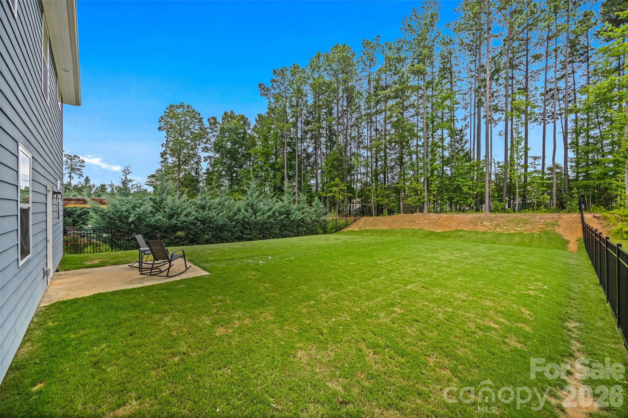2225 Sussex Road — York