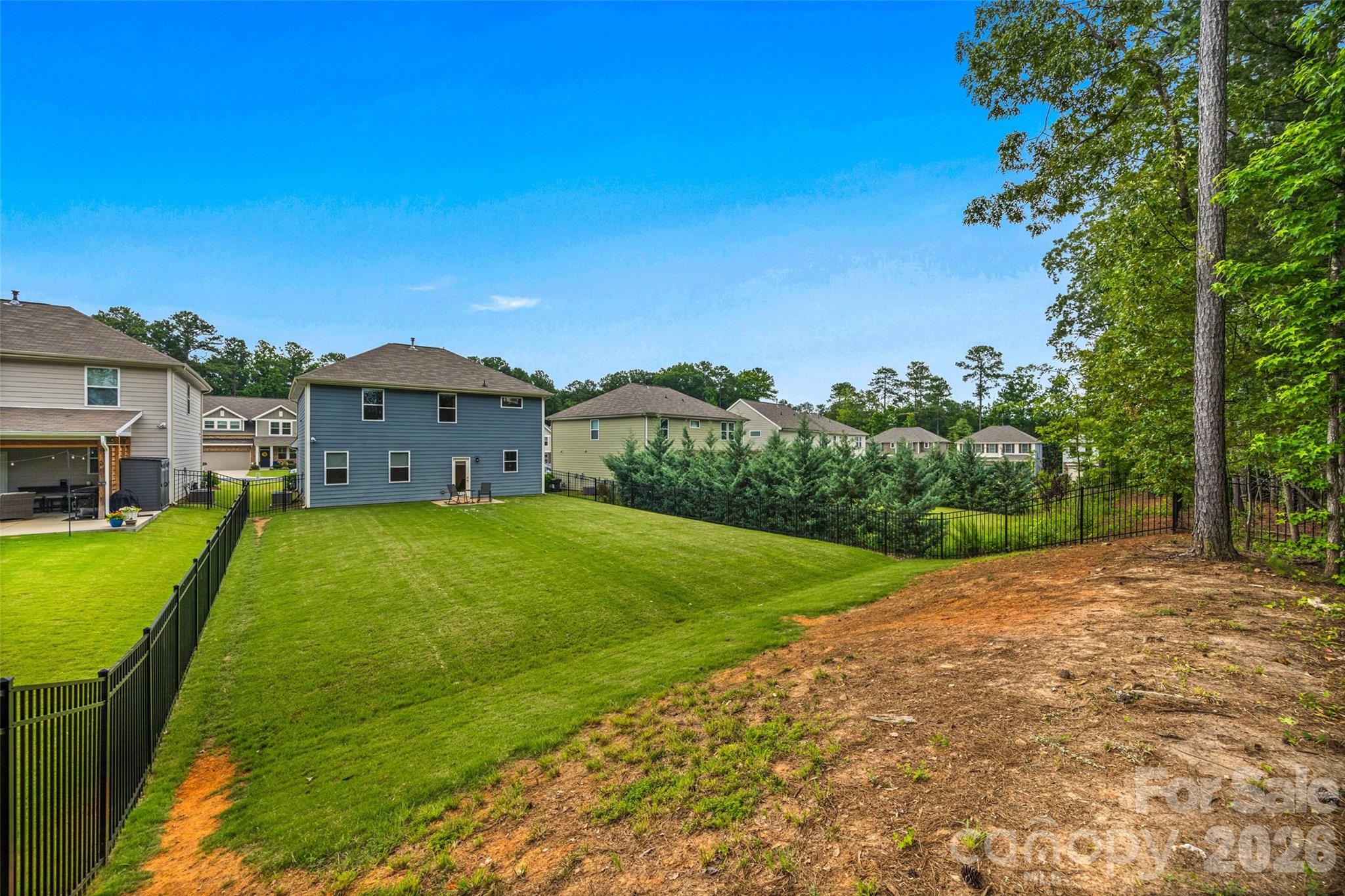 2225 Sussex Road — York