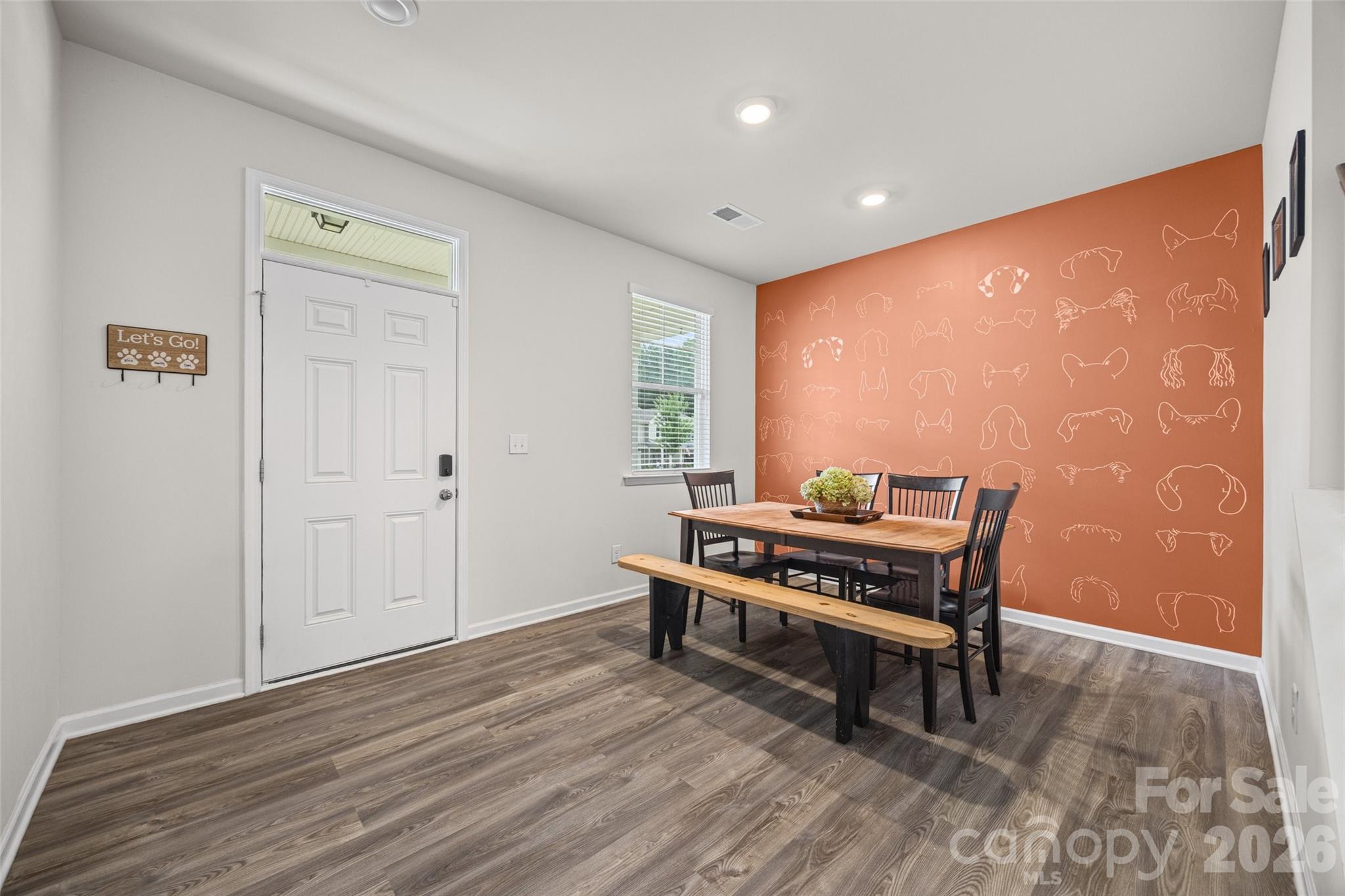 2225 Sussex Road — York