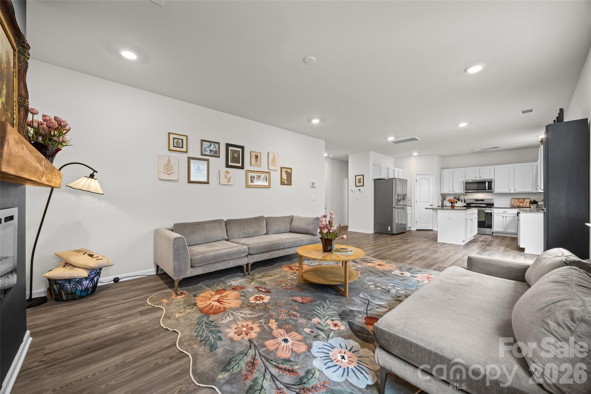 2225 Sussex Road — York