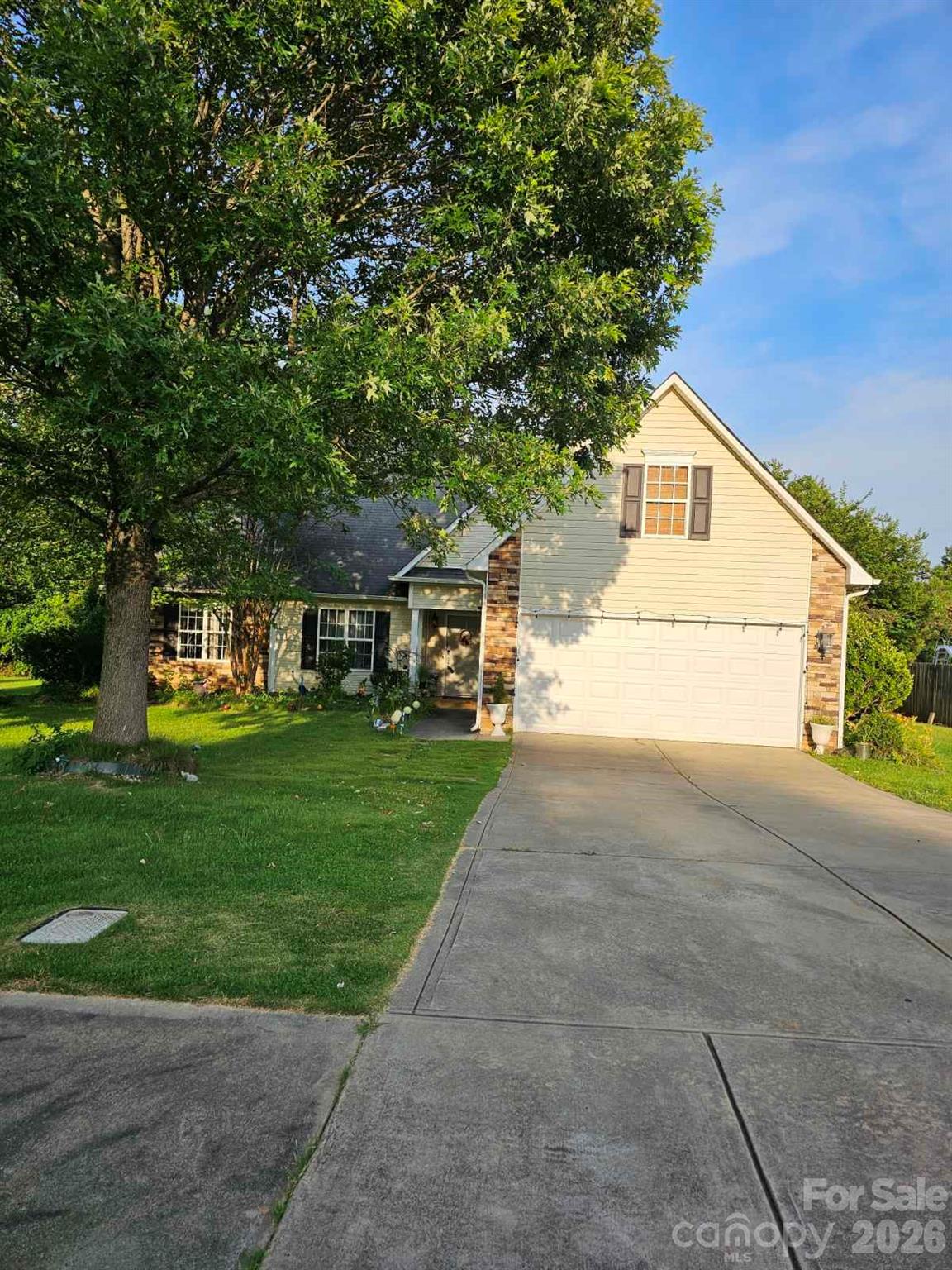3136 Blueberry Drive — Monroe