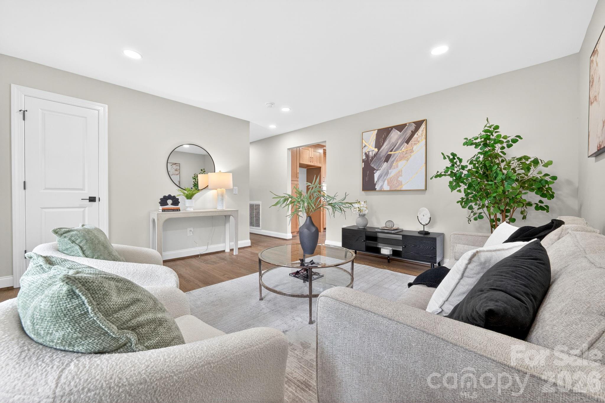 1434 Waddell Street — Charlotte