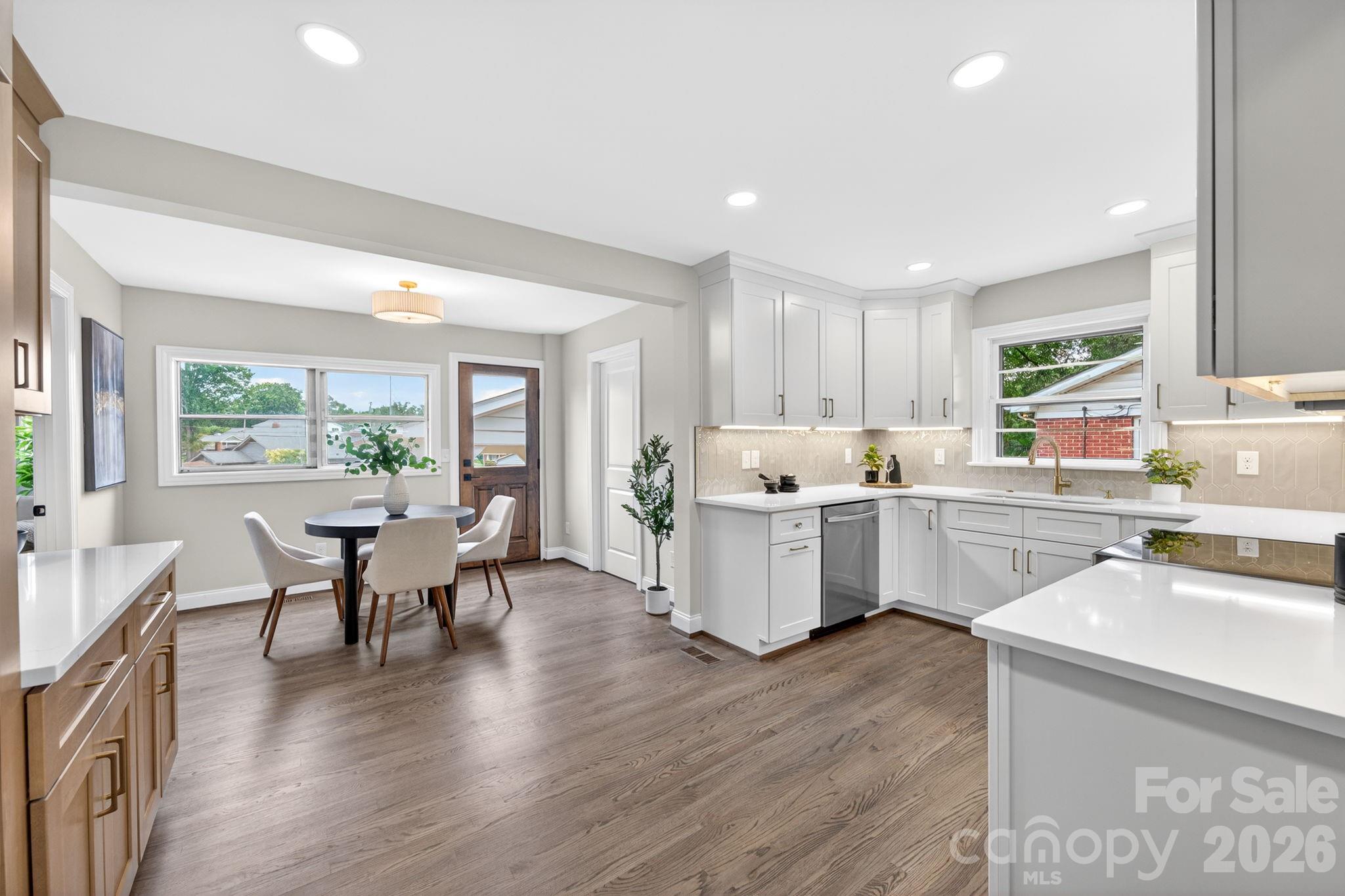 1434 Waddell Street — Charlotte