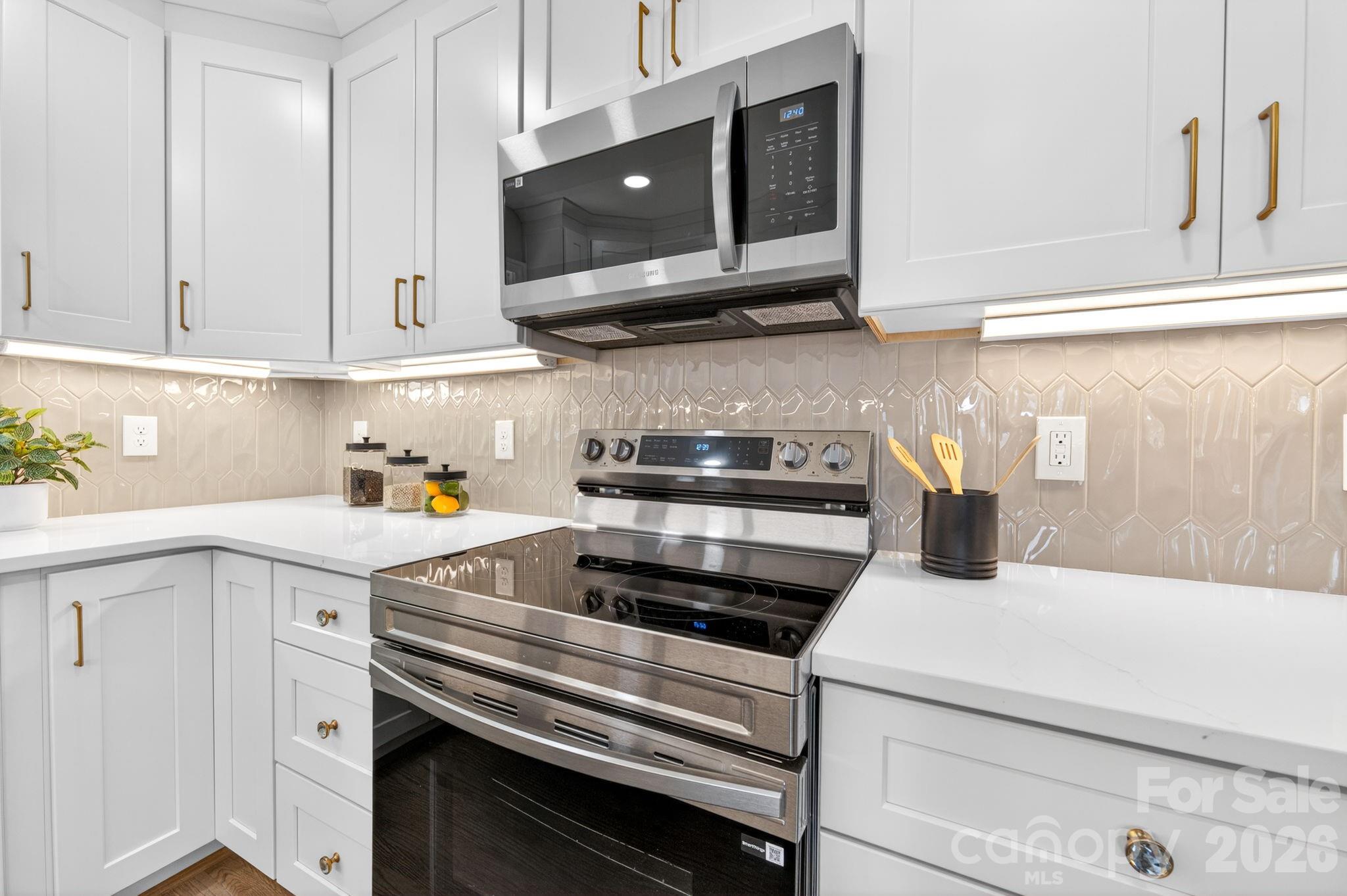 1434 Waddell Street — Charlotte