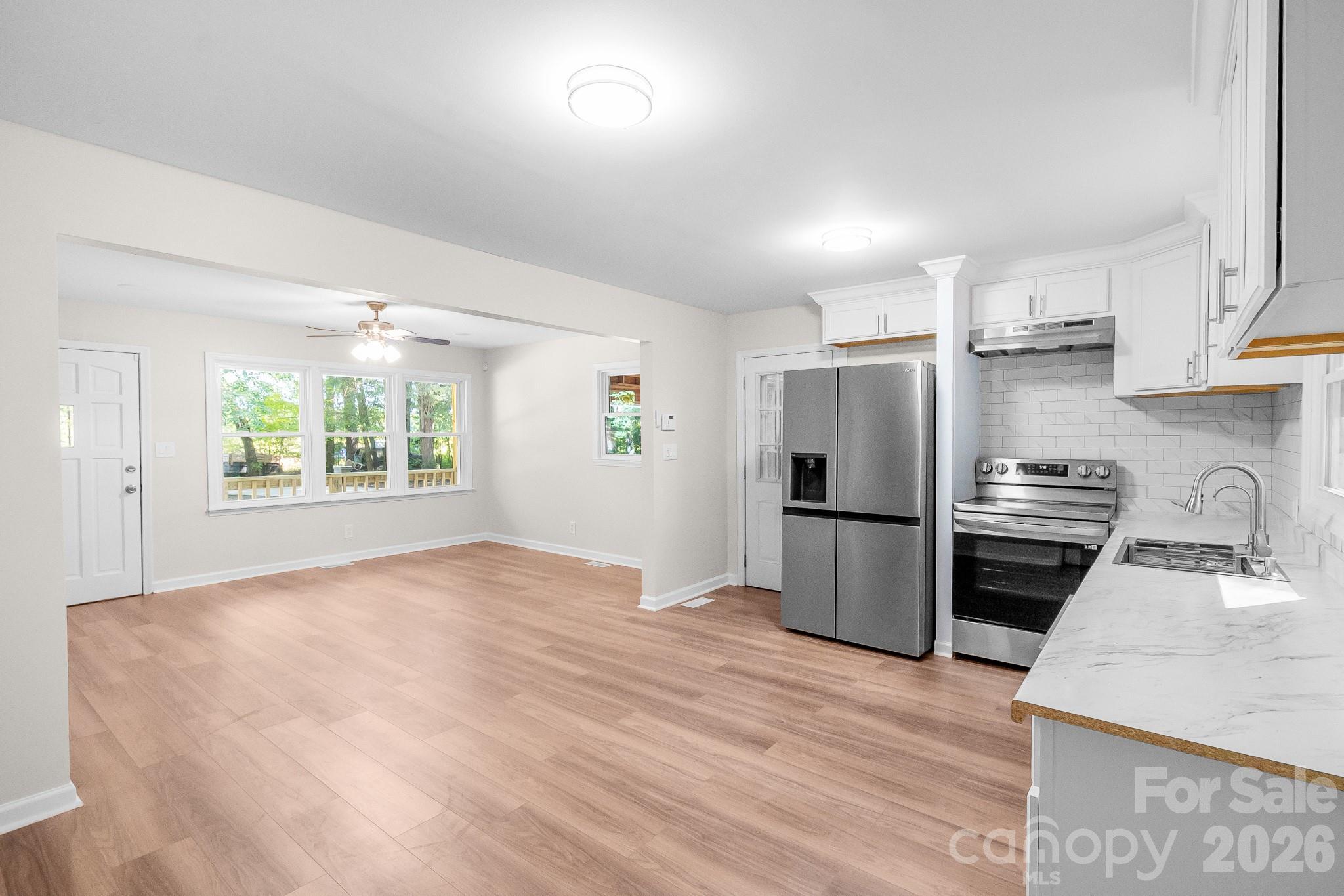 2177 Thornwell Road — Lancaster