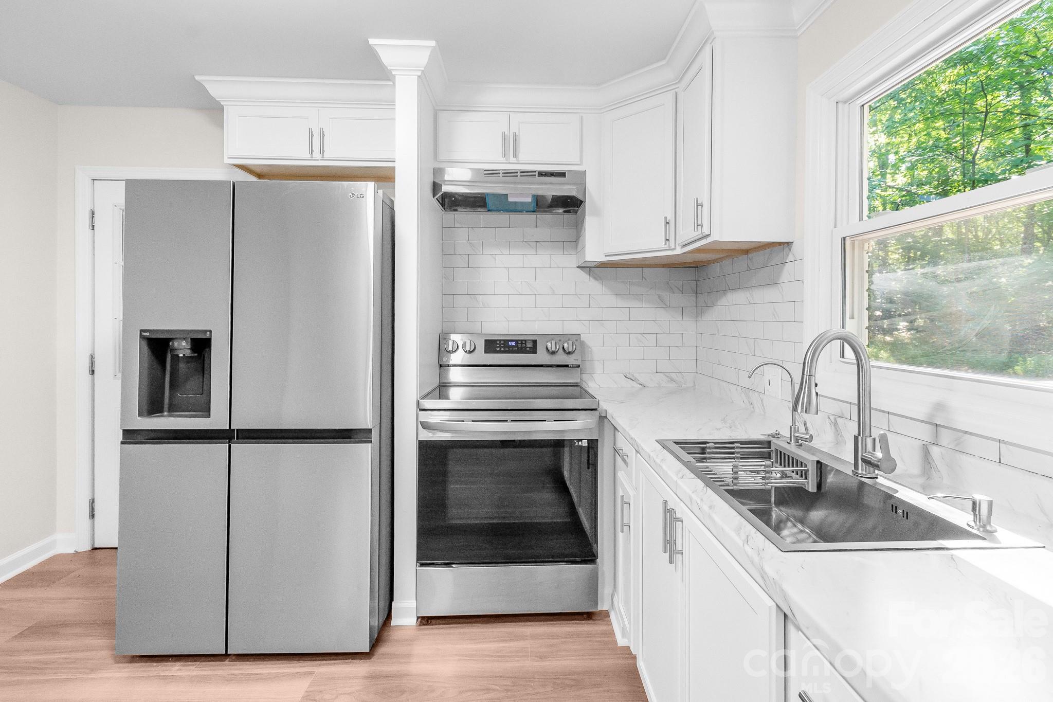 2177 Thornwell Road — Lancaster