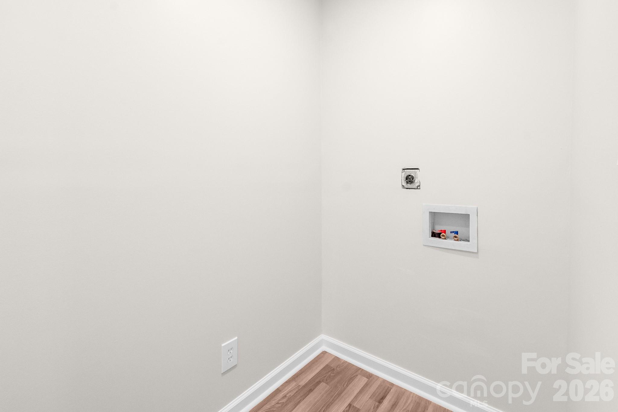 2177 Thornwell Road — Lancaster
