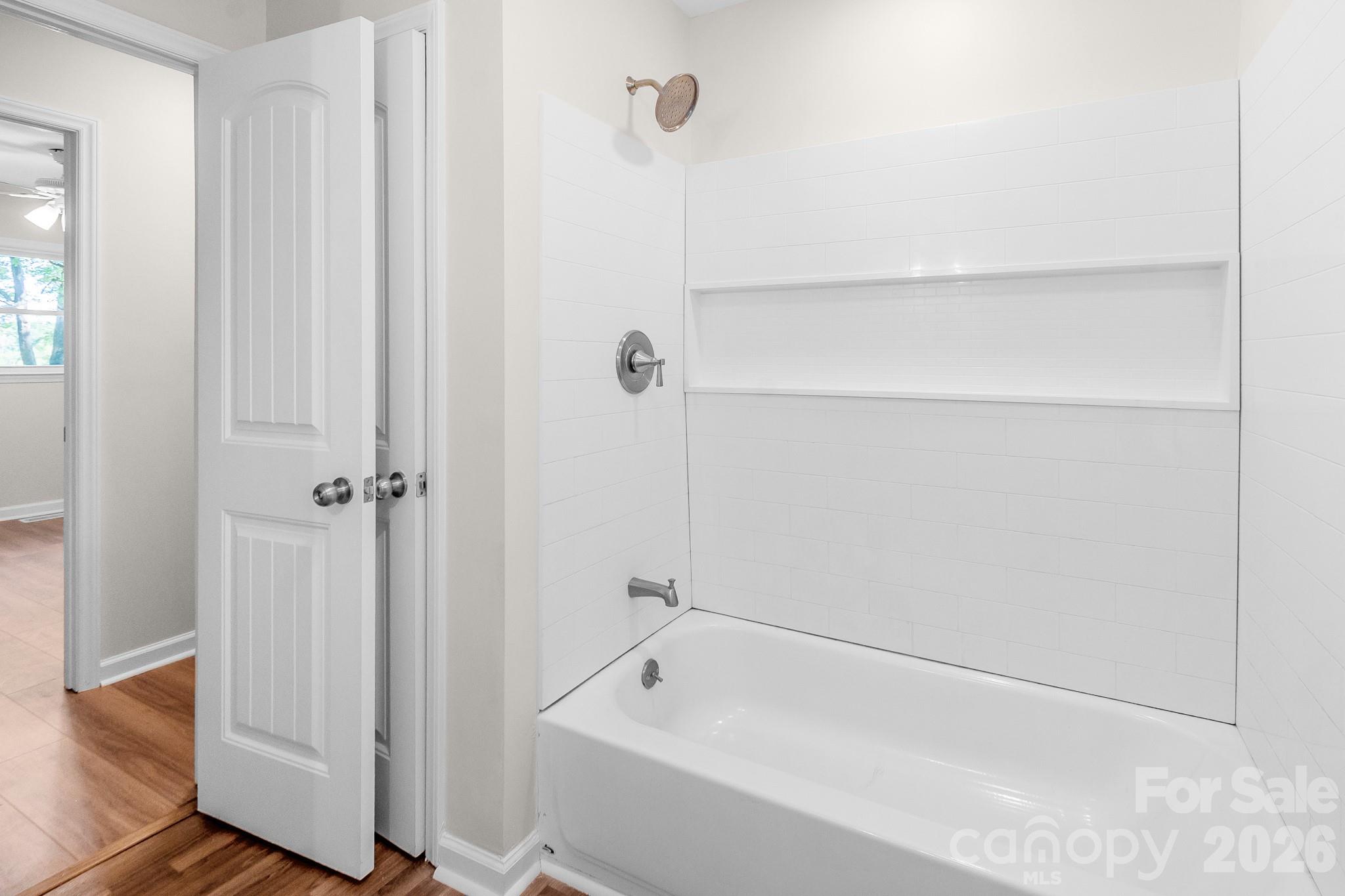 2177 Thornwell Road — Lancaster