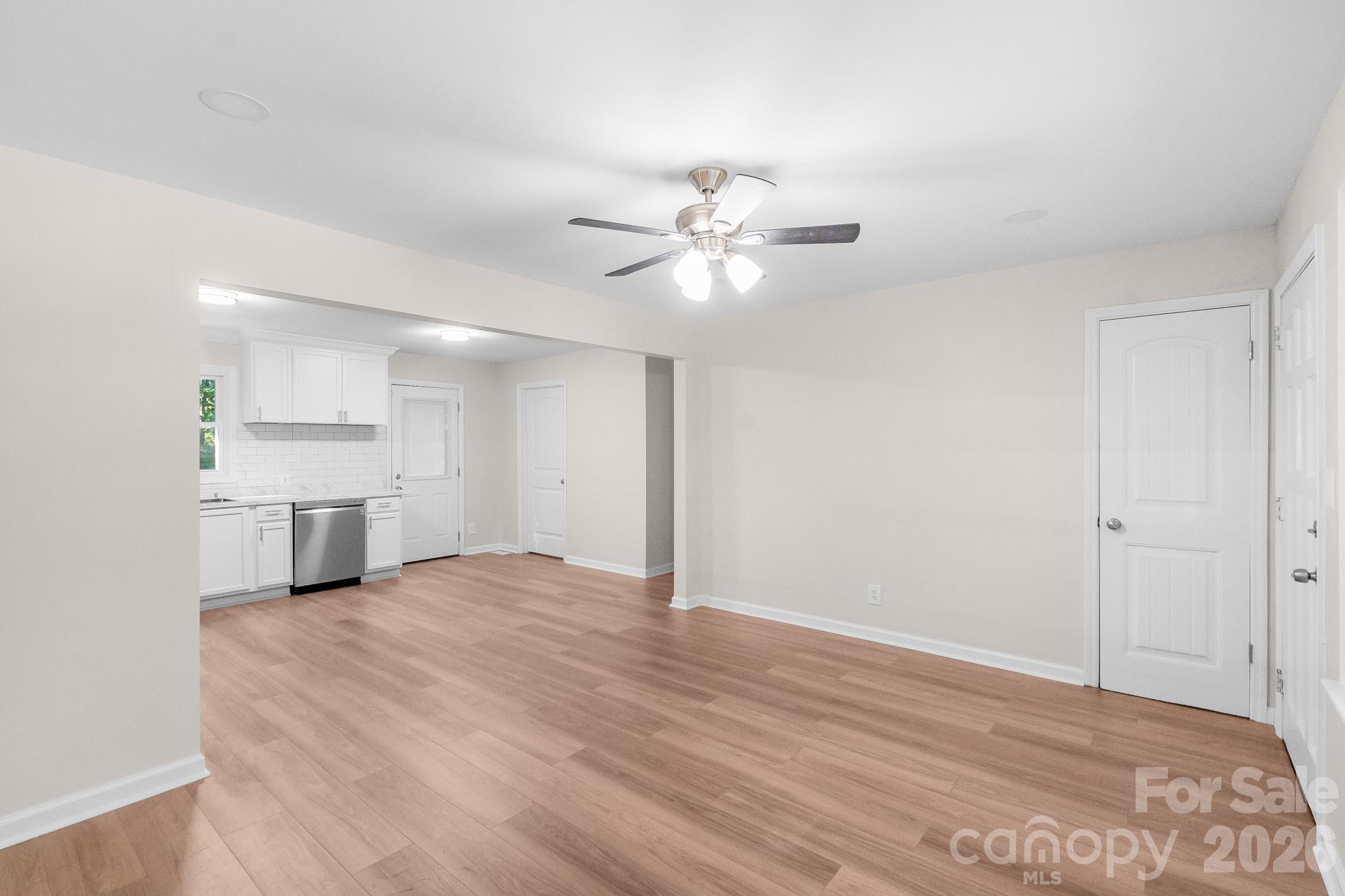 2177 Thornwell Road — Lancaster