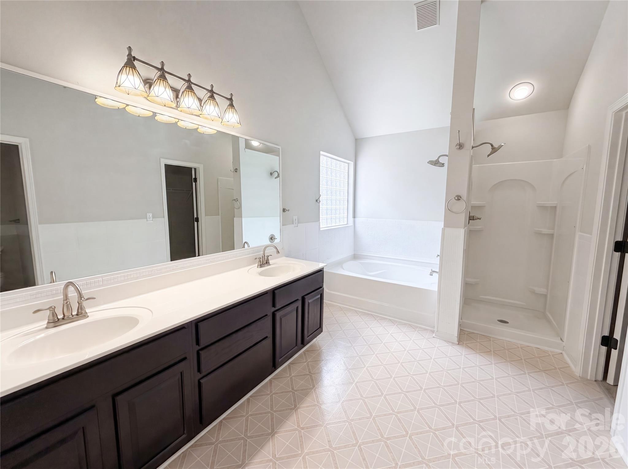 4024 Fifendrum Lane — Charlotte
