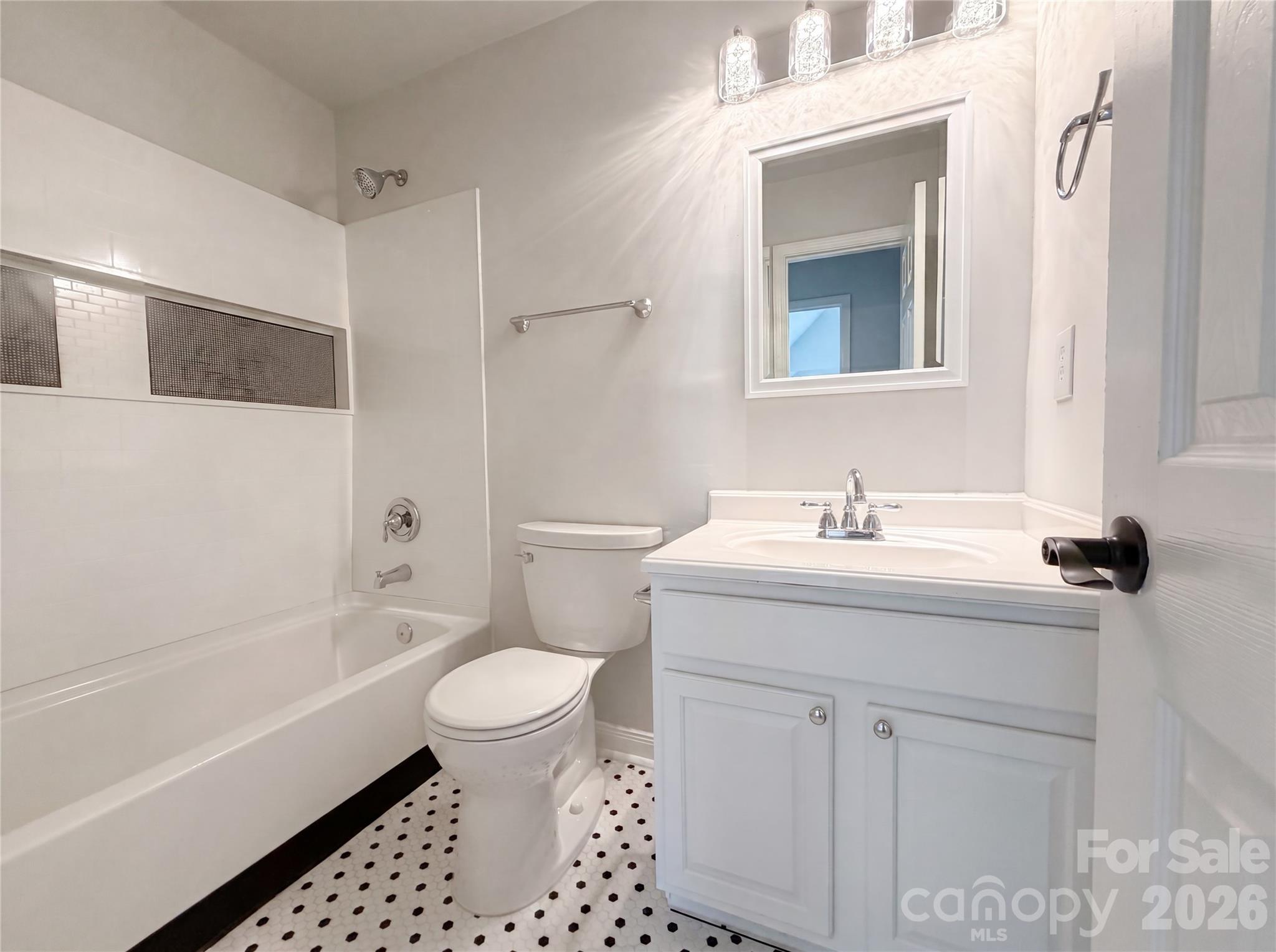 4024 Fifendrum Lane — Charlotte