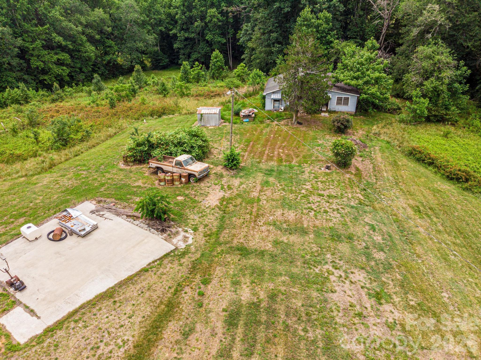 4510 Mount Hebron Avenue — Connelly Springs