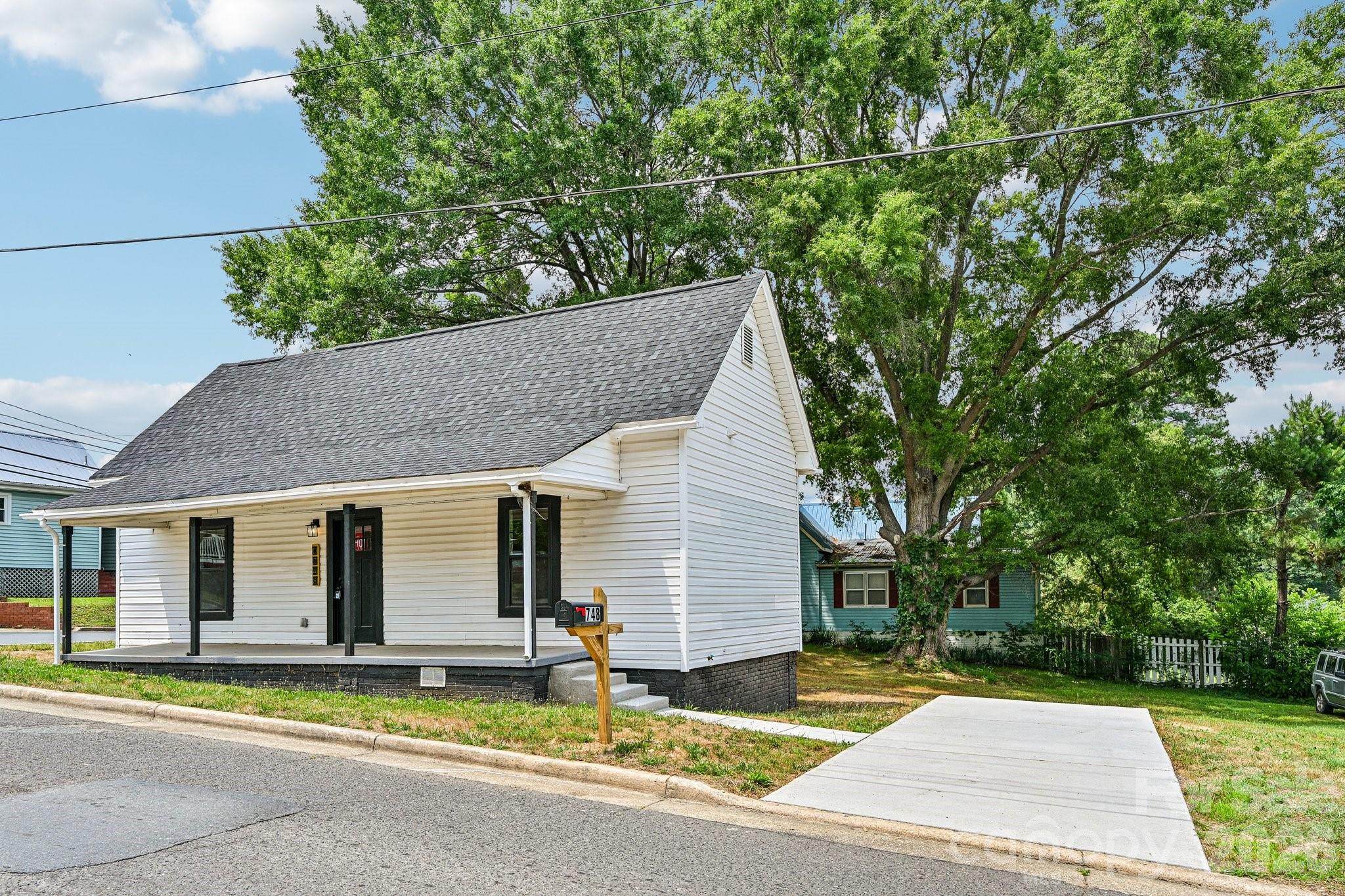 748 Efird Street — Albemarle
