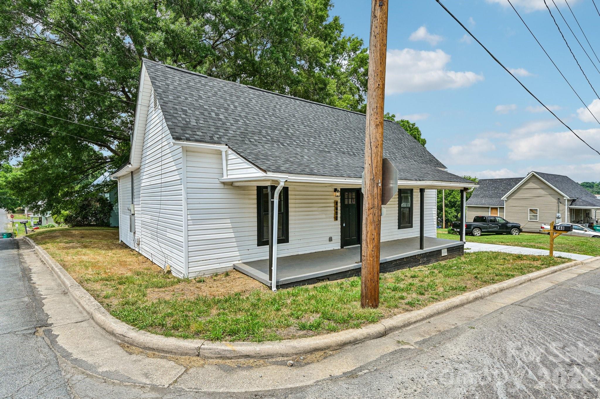 748 Efird Street — Albemarle