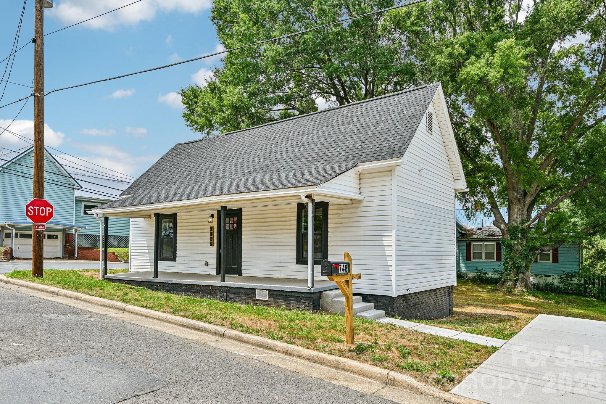 748 Efird Street — Albemarle