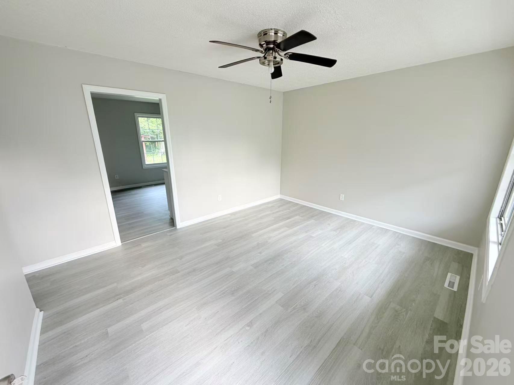 2200 Brookside Avenue — Kannapolis