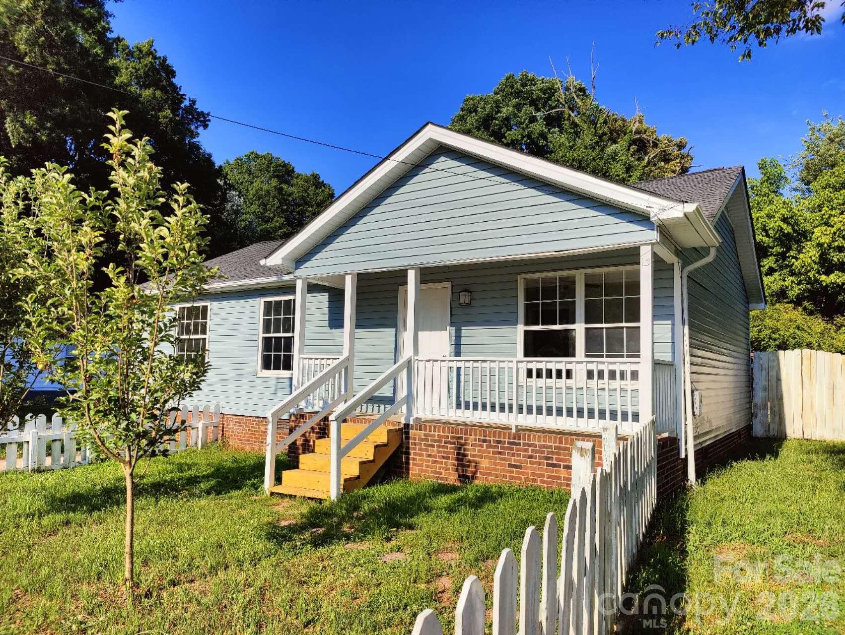 2200 Brookside Avenue — Kannapolis