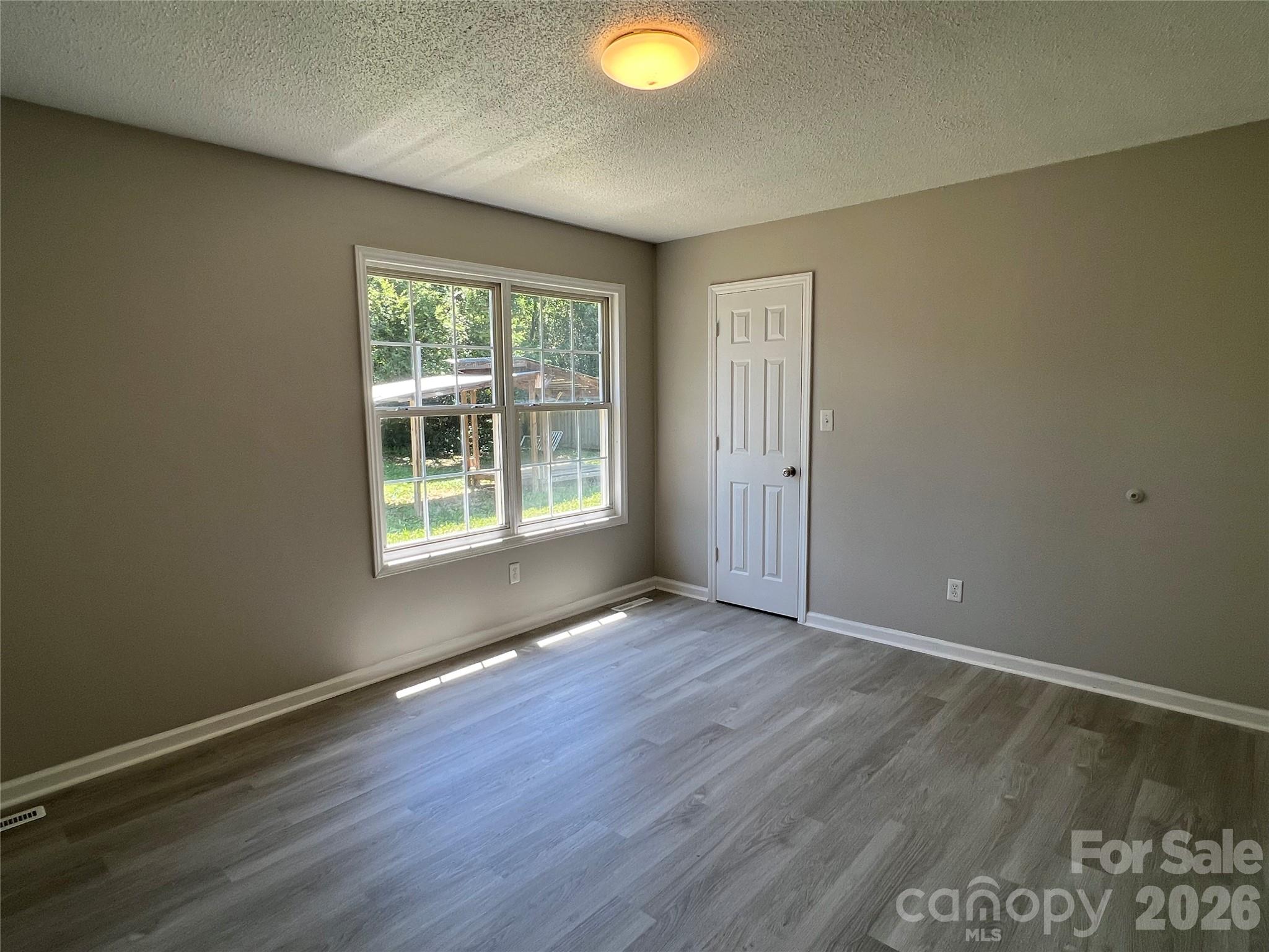 2200 Brookside Avenue — Kannapolis