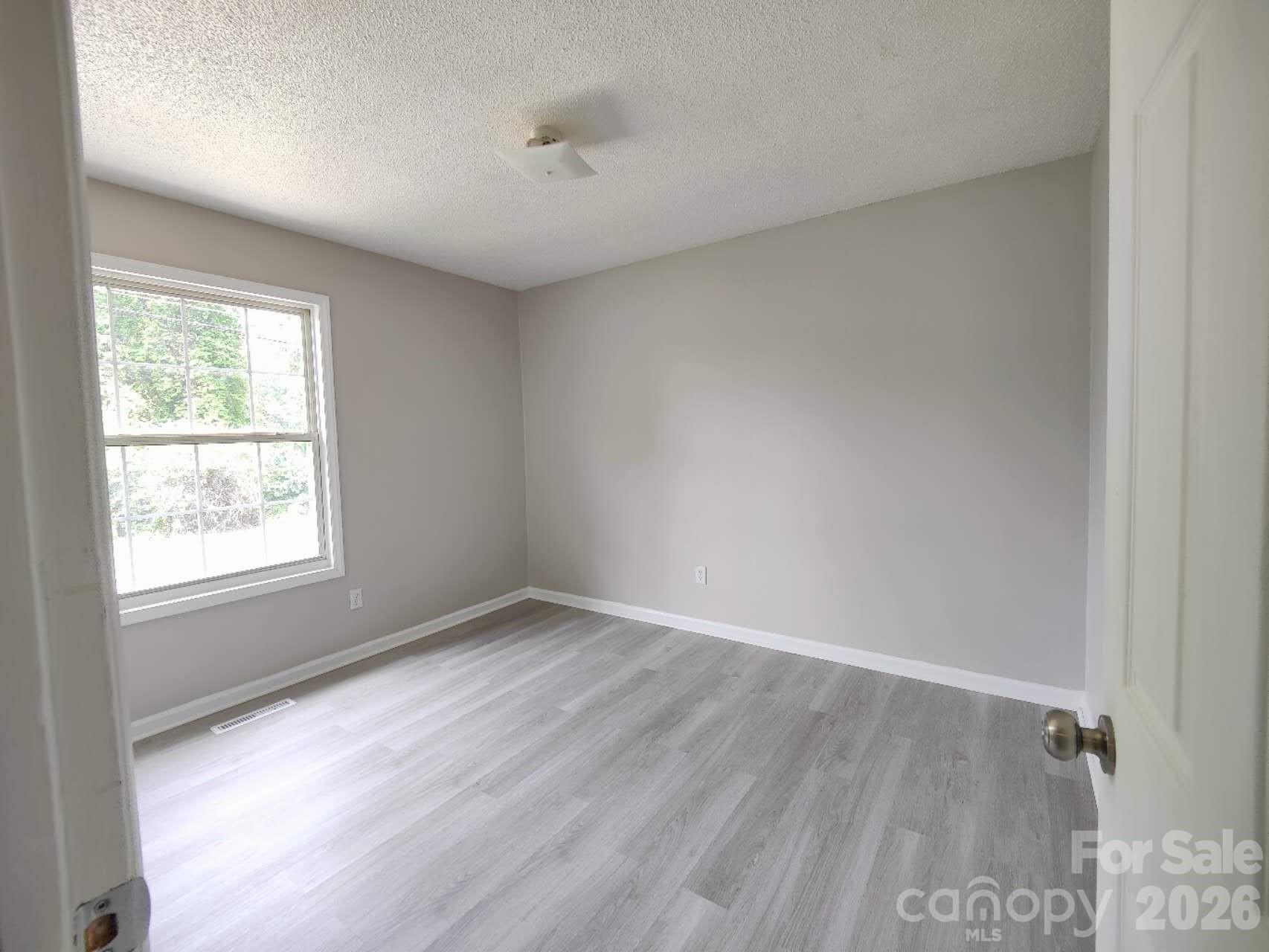 2200 Brookside Avenue — Kannapolis