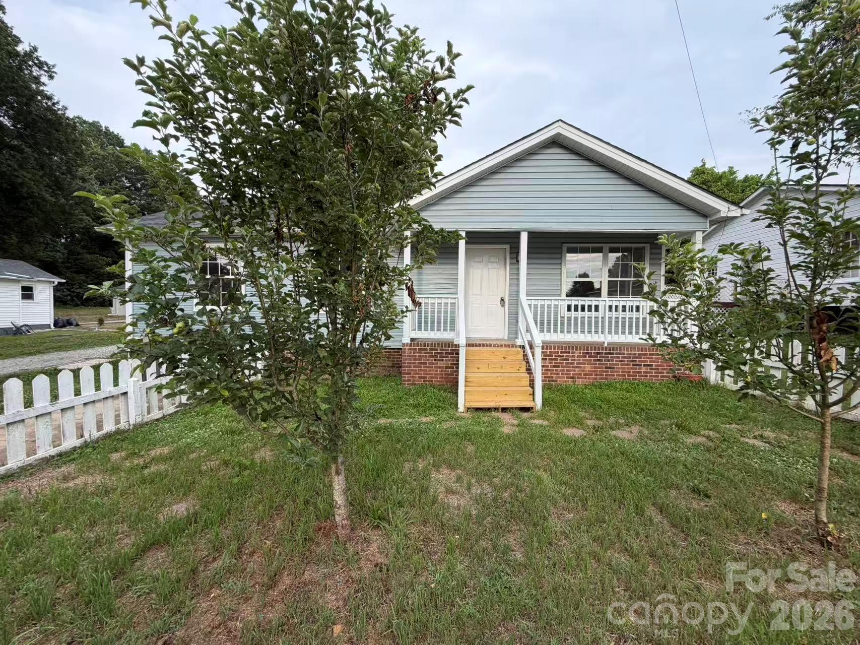 2200 Brookside Avenue — Kannapolis