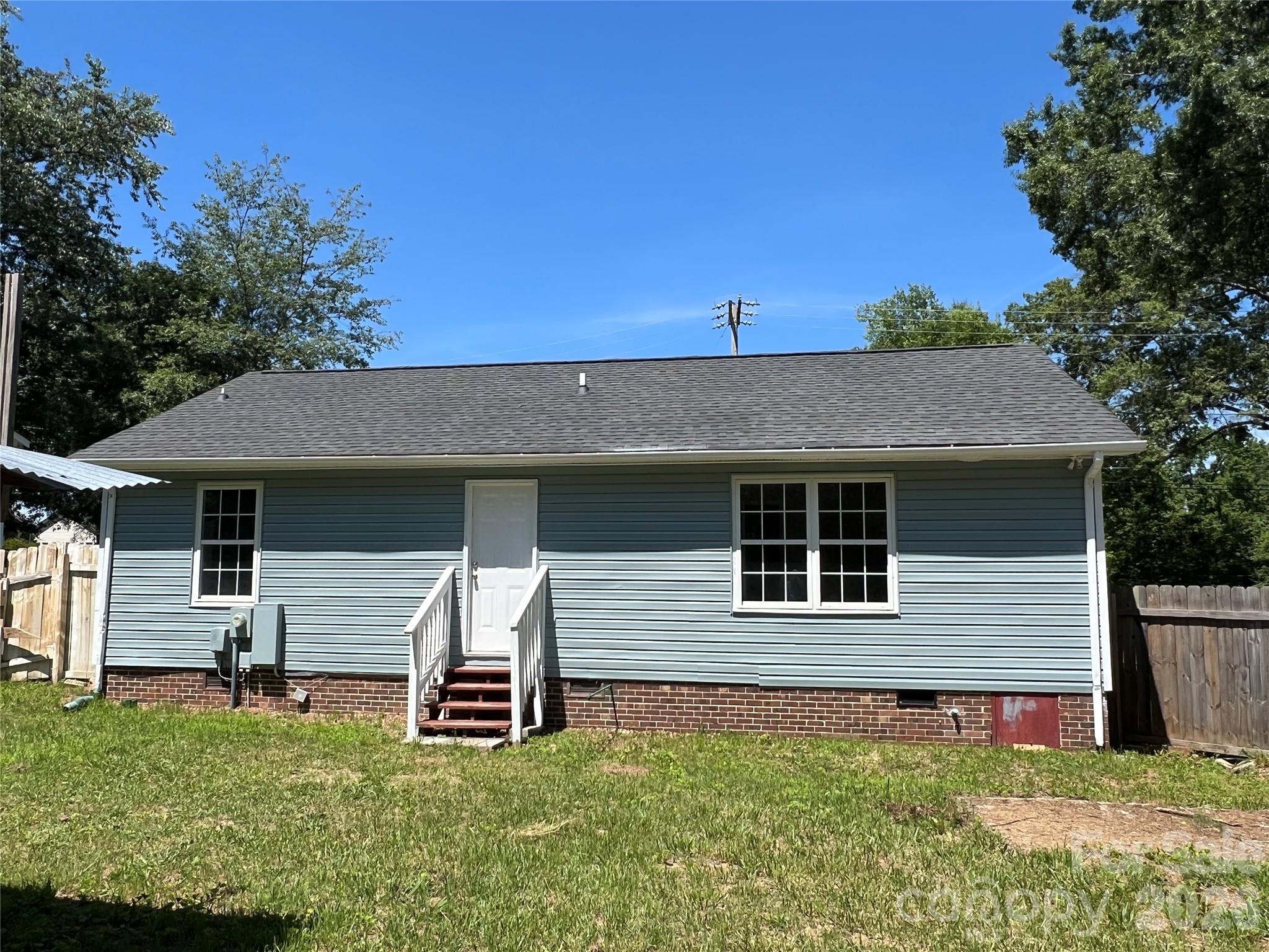 2200 Brookside Avenue — Kannapolis