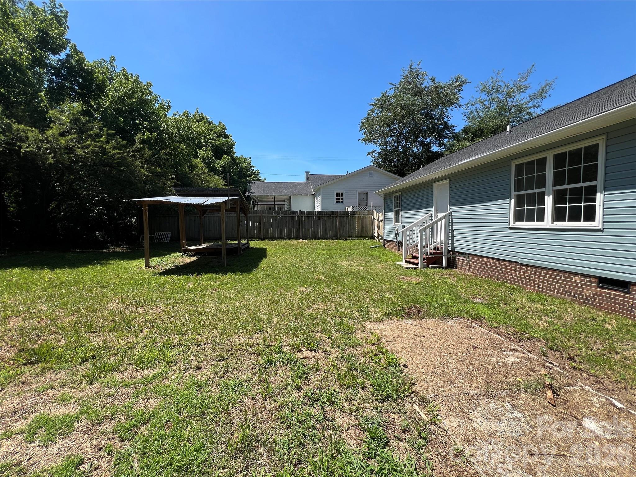 2200 Brookside Avenue — Kannapolis