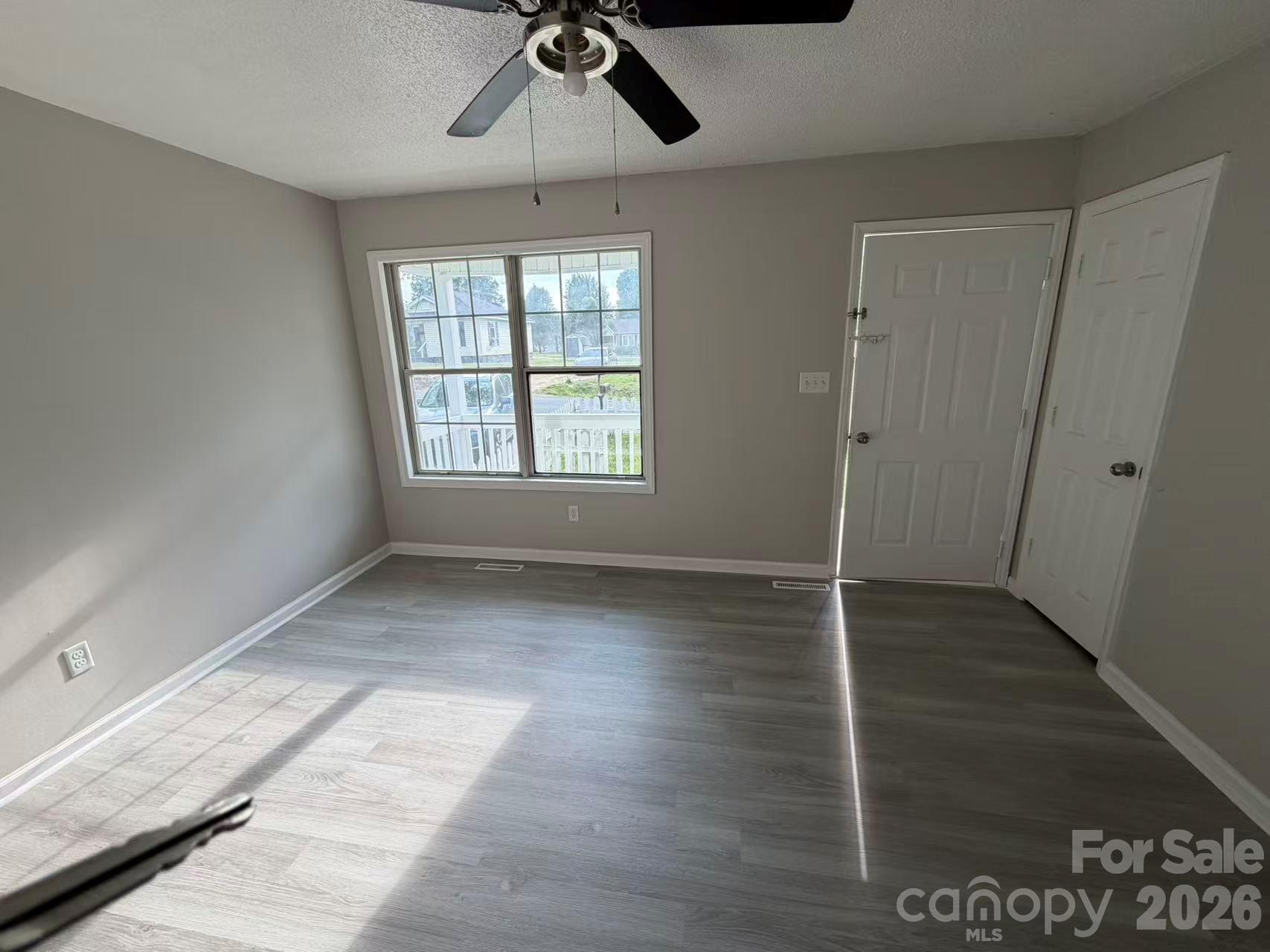 2200 Brookside Avenue — Kannapolis