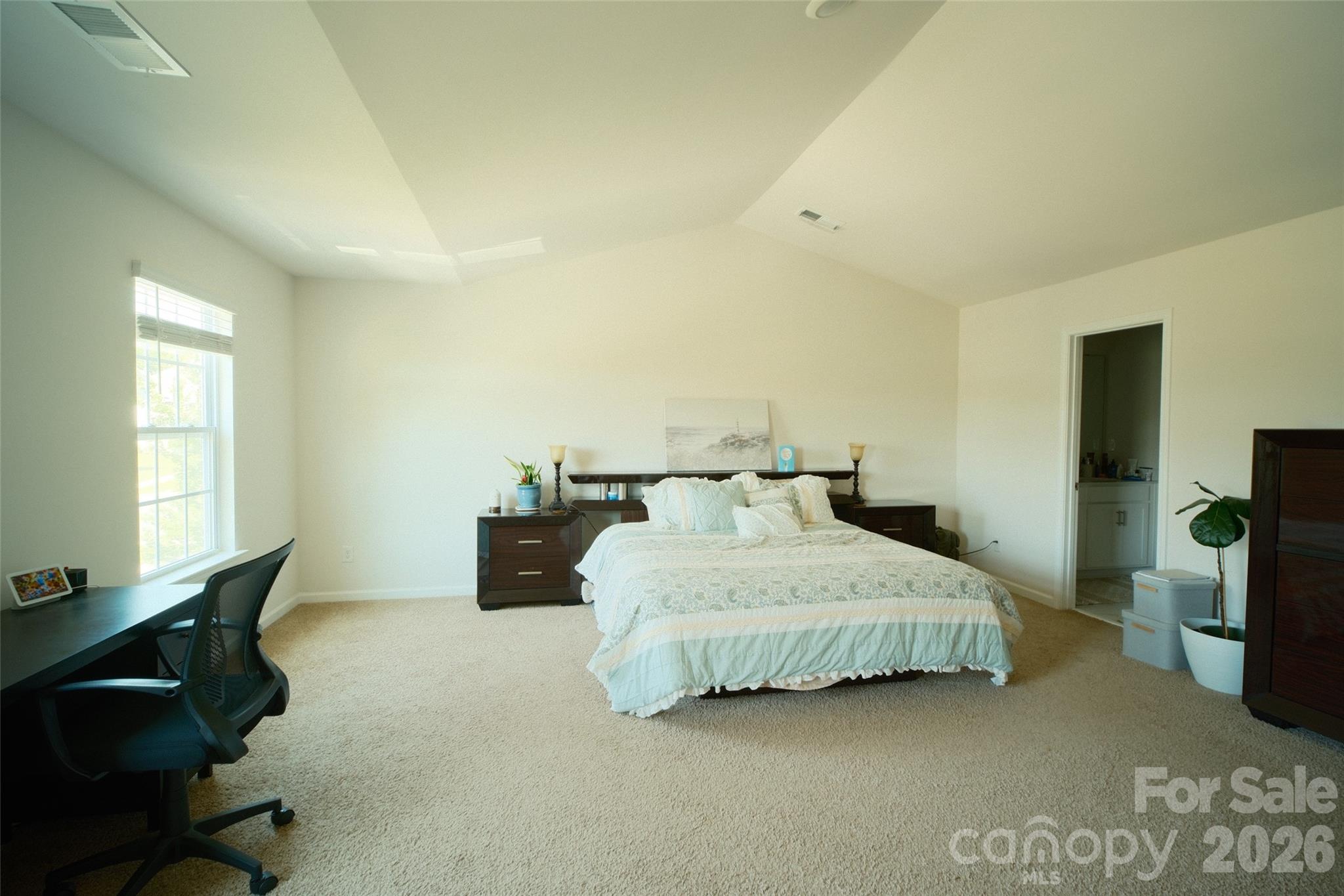 8022 Rowling Drive — Charlotte