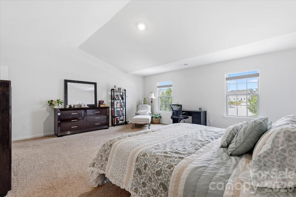 8022 Rowling Drive — Charlotte