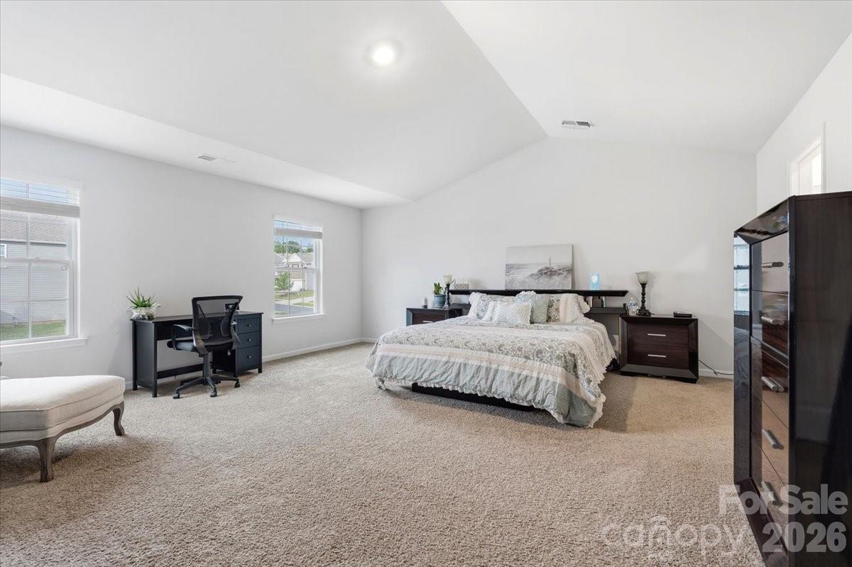 8022 Rowling Drive — Charlotte