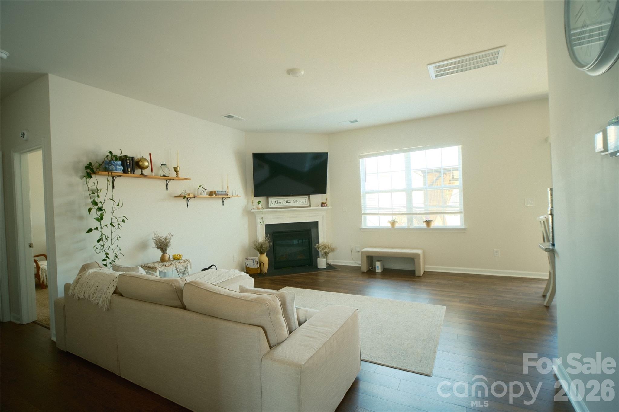 8022 Rowling Drive — Charlotte