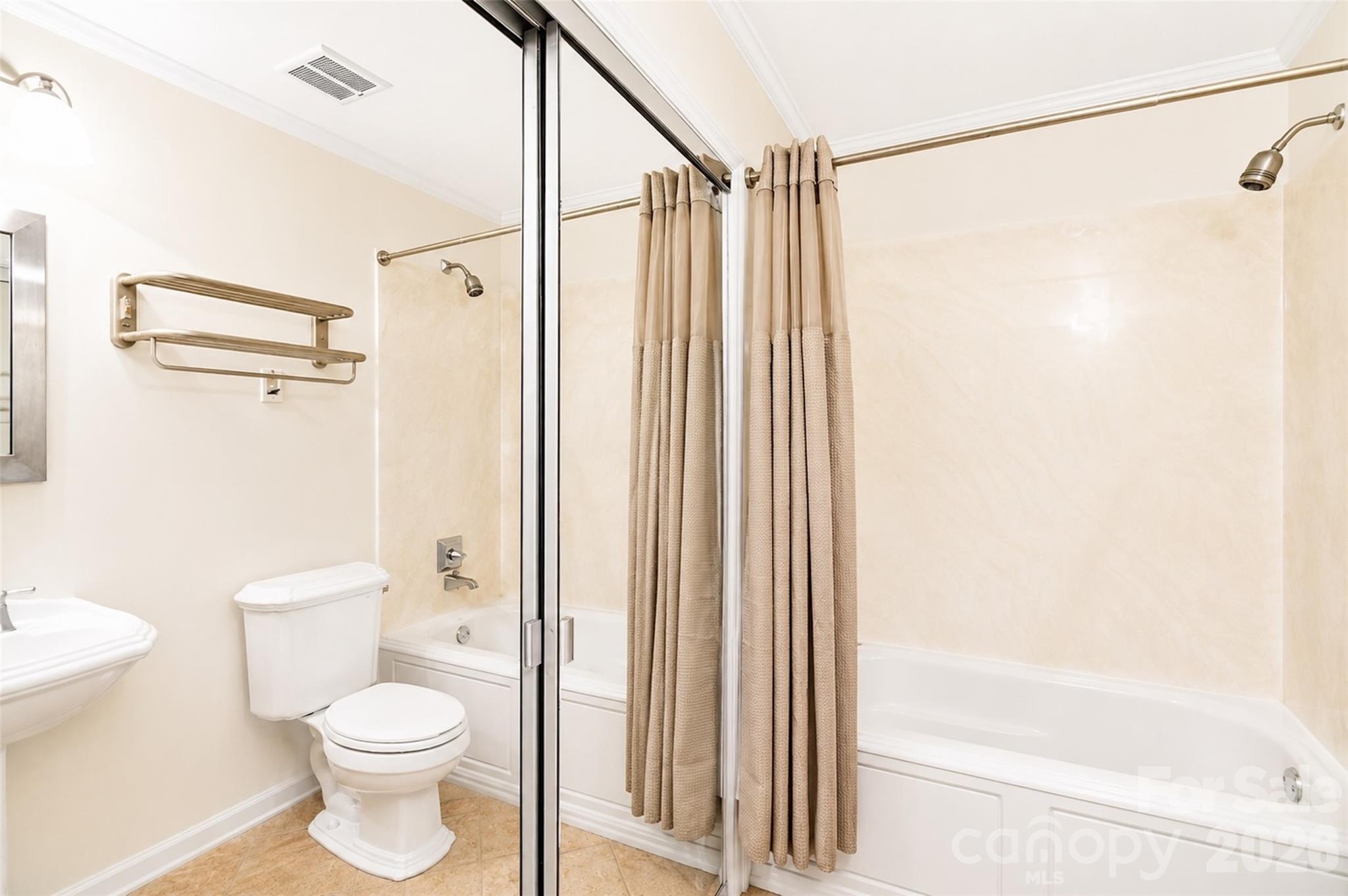 7904 Saddleview Court — Charlotte
