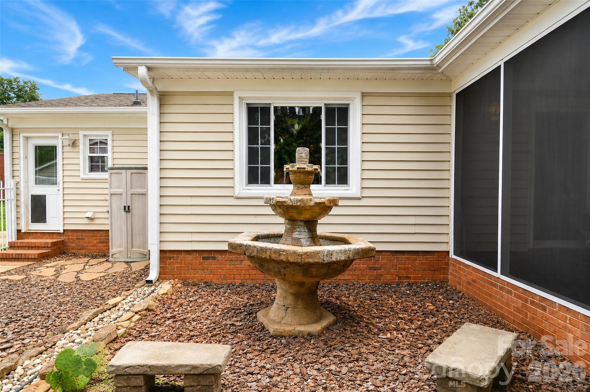 7904 Saddleview Court — Charlotte