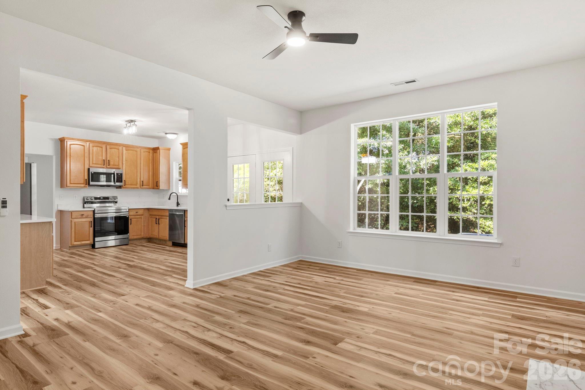 12519 Wandering Brook Drive — Charlotte