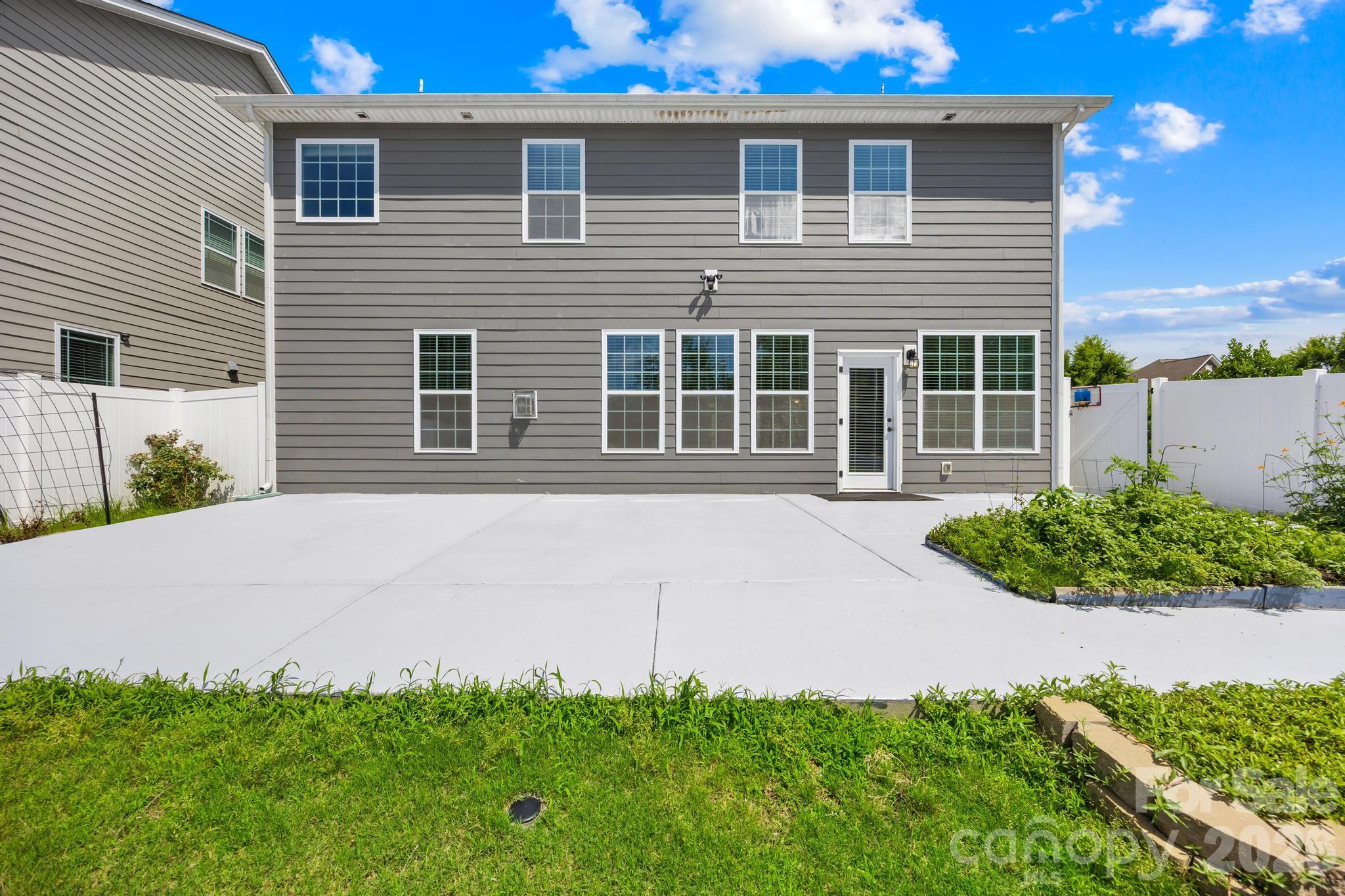 1518 Fieldwood Drive — Fort Mill