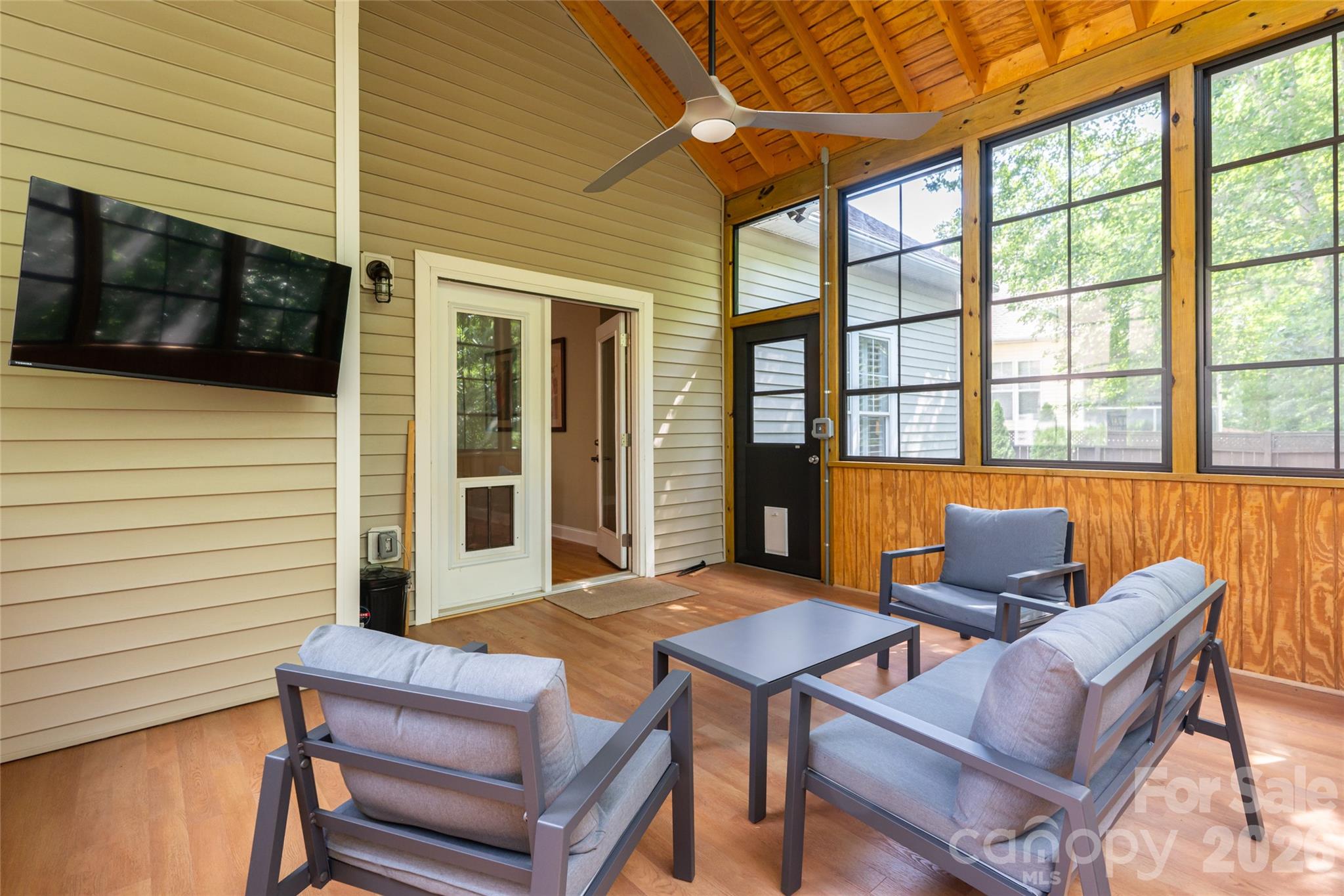 1328 Heathbrook Circle — Asheville