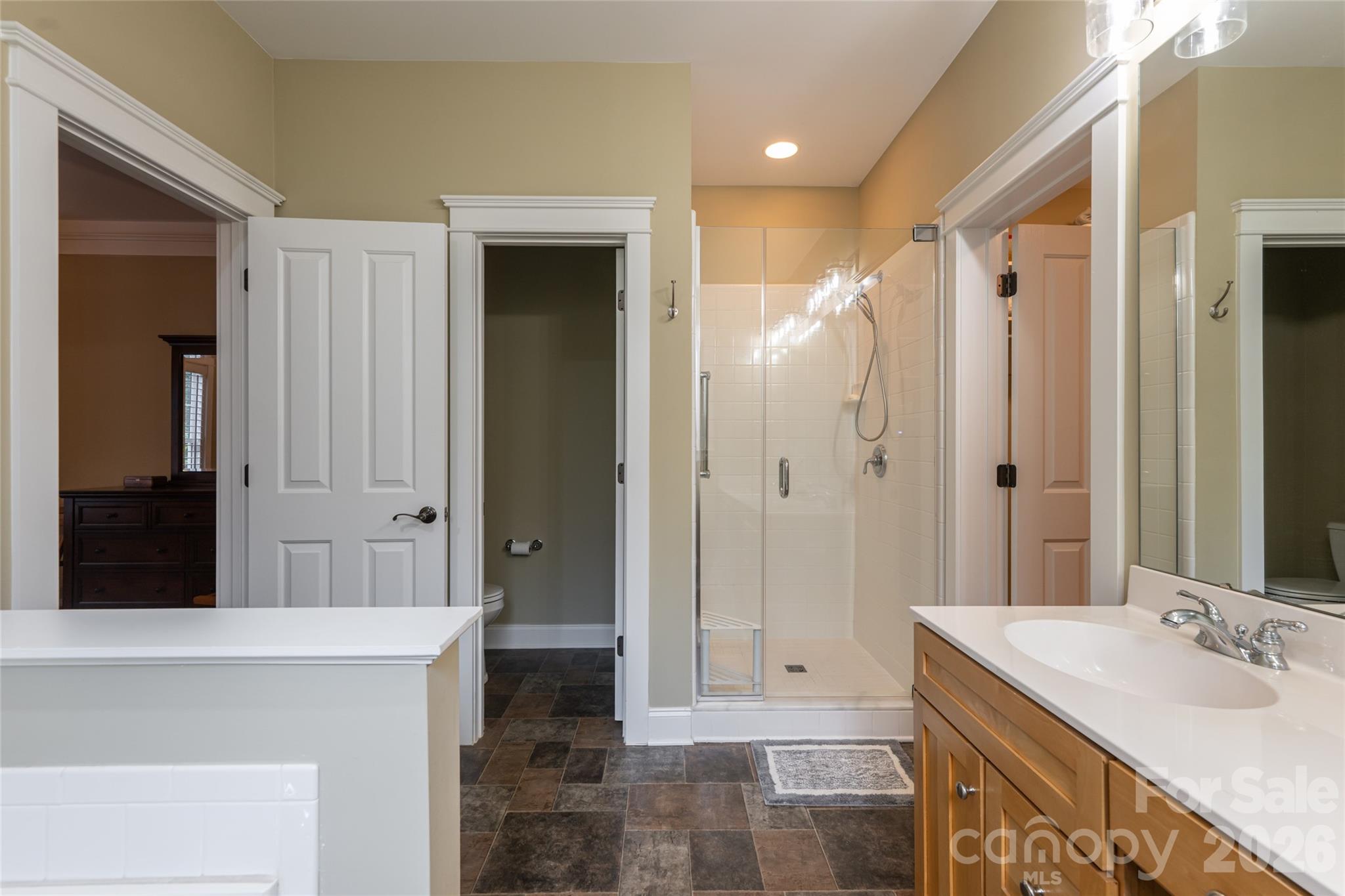 1328 Heathbrook Circle — Asheville