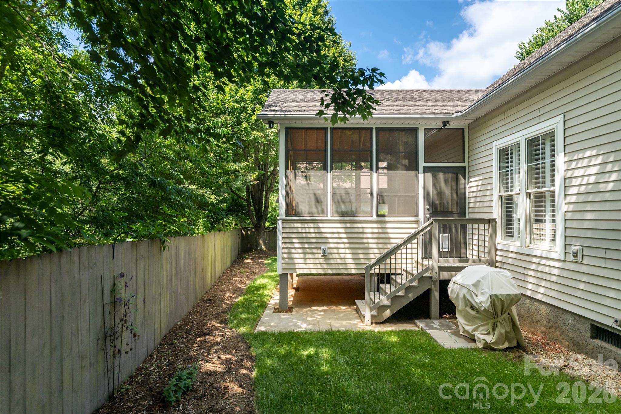 1328 Heathbrook Circle — Asheville