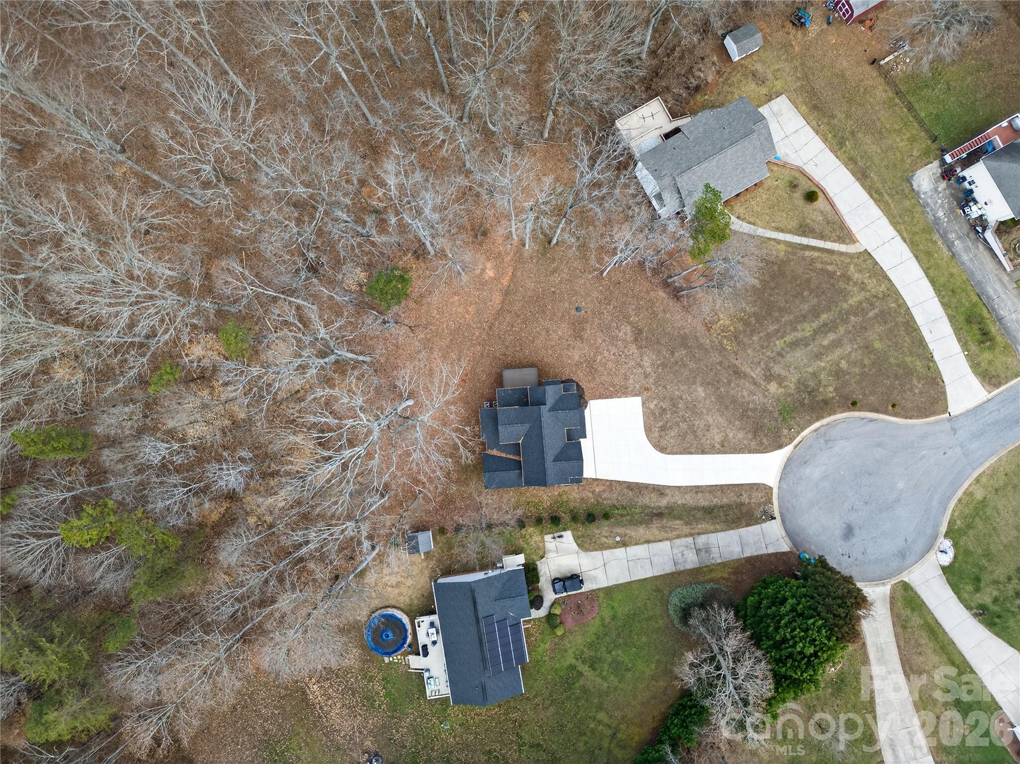 140 Meadowfall Lane — Troutman