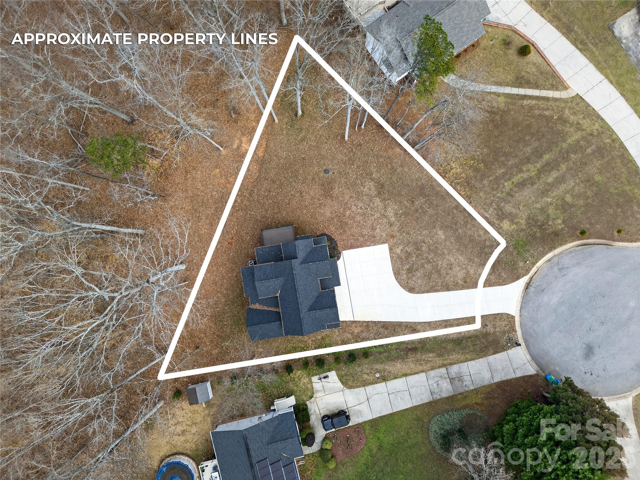 140 Meadowfall Lane — Troutman