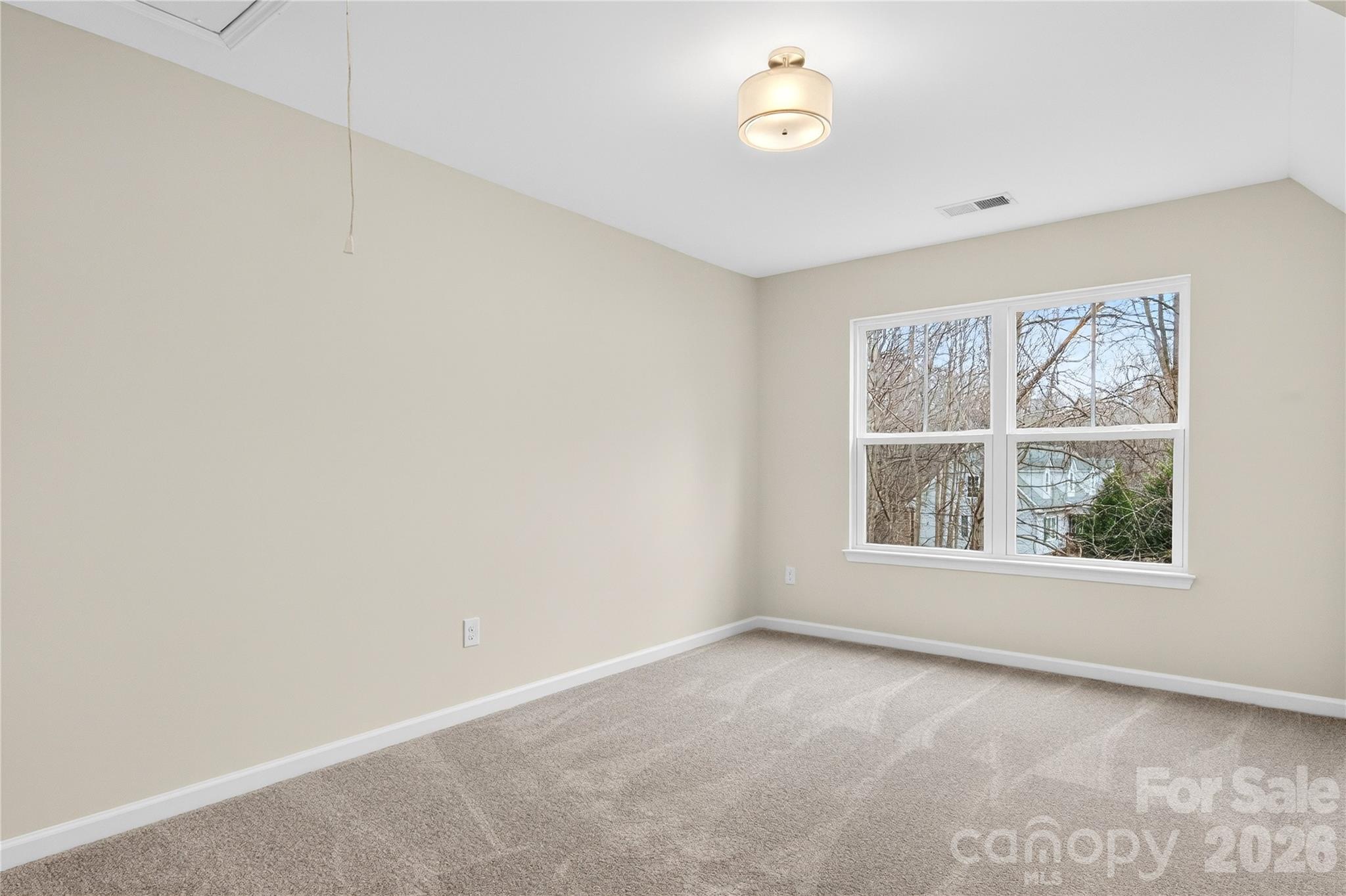 229 Shenandoah Loop — Troutman