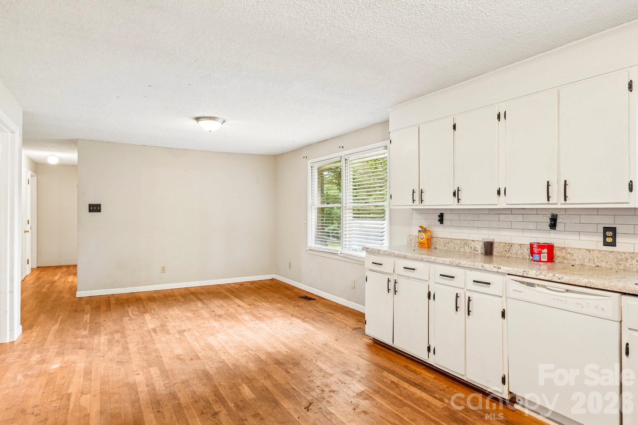 2130 23rd Street Place NE — Hickory